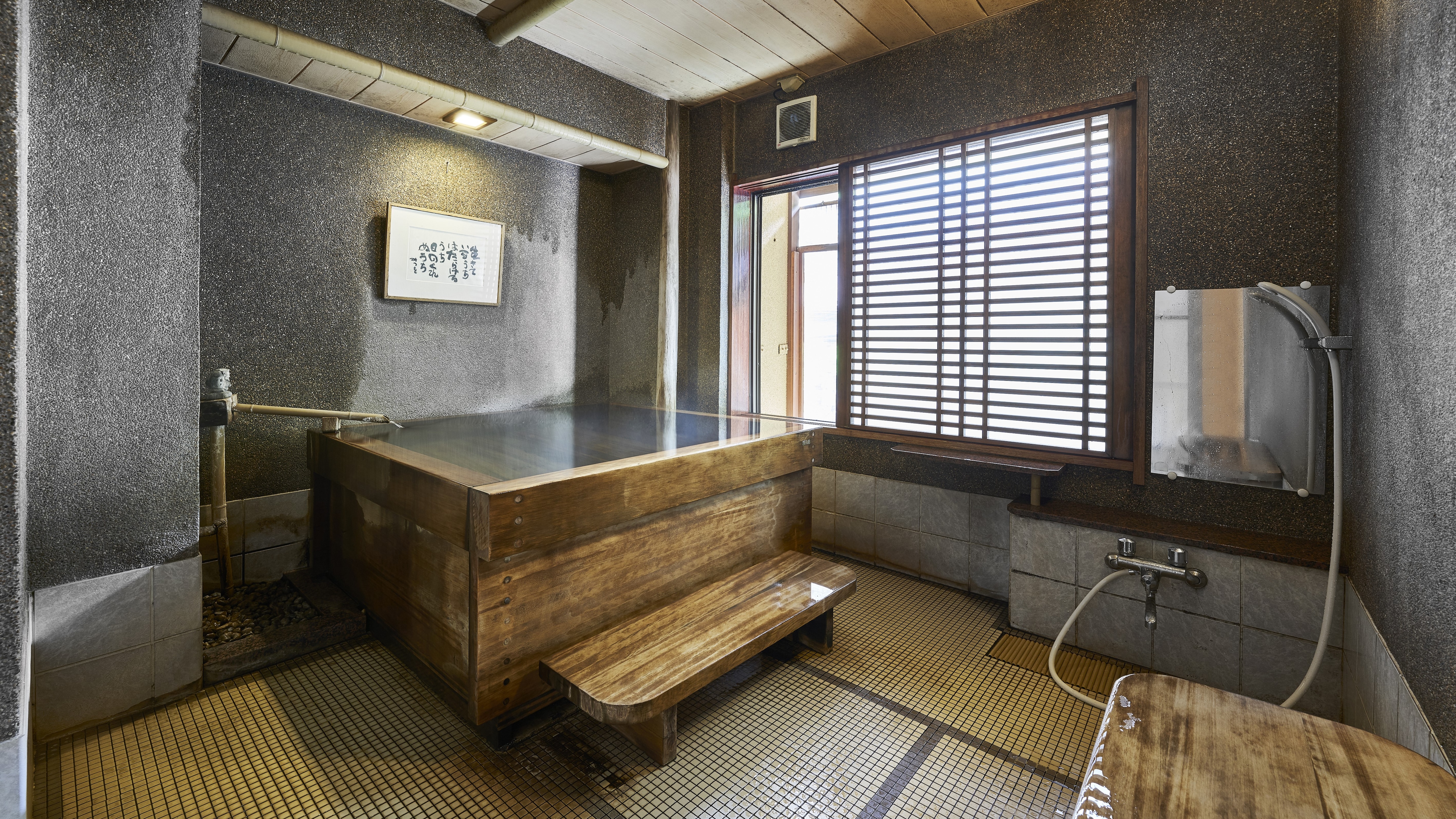 ・May 2023 Renewal "Sankirai" A room with twin beds and a private hot spring.