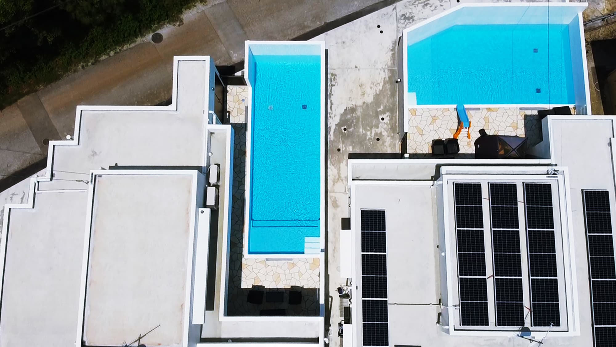 [Drone image] A luxury villa with a separate pool that gives you a sense of privacy and freedom