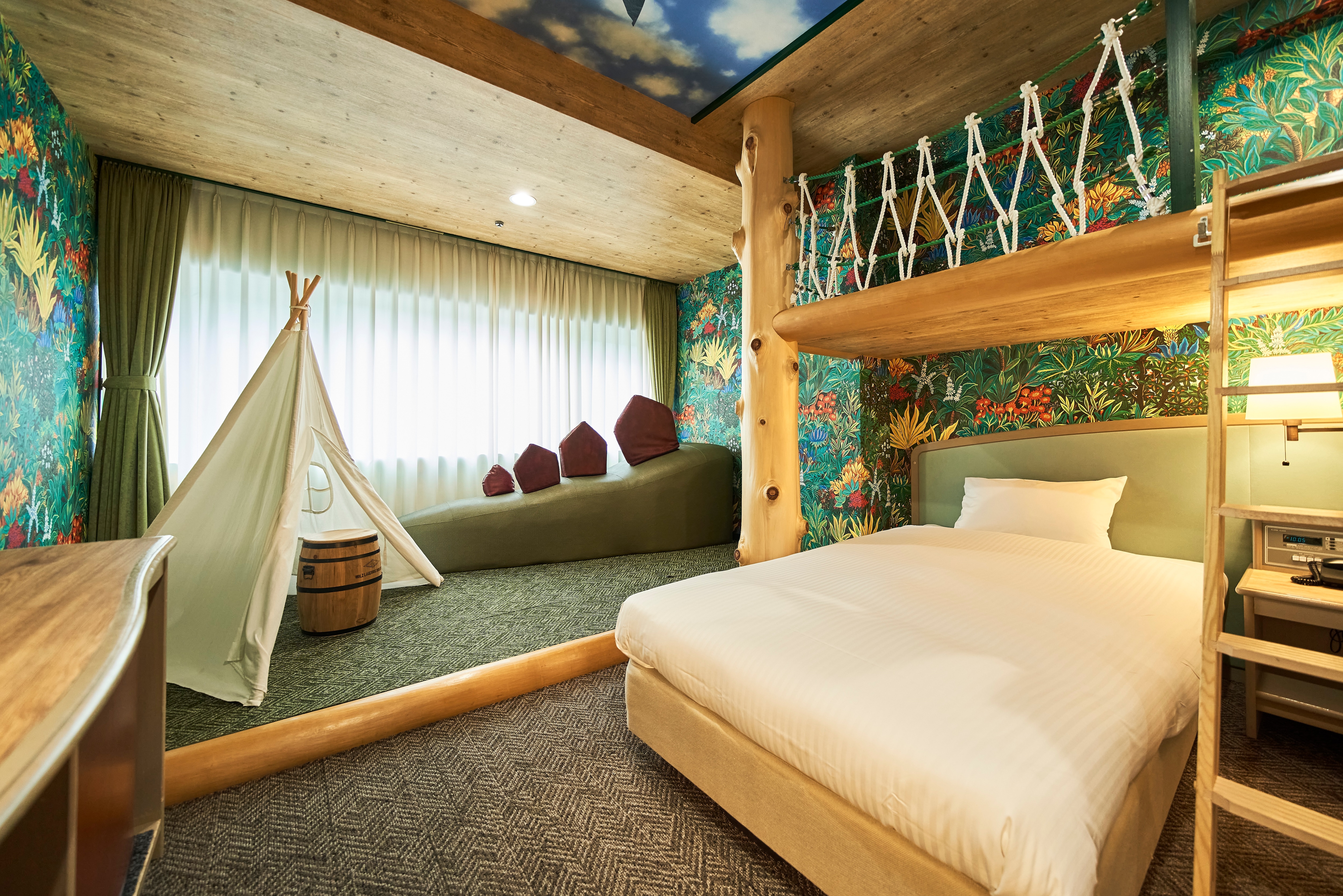 Stegosaurus Room 3