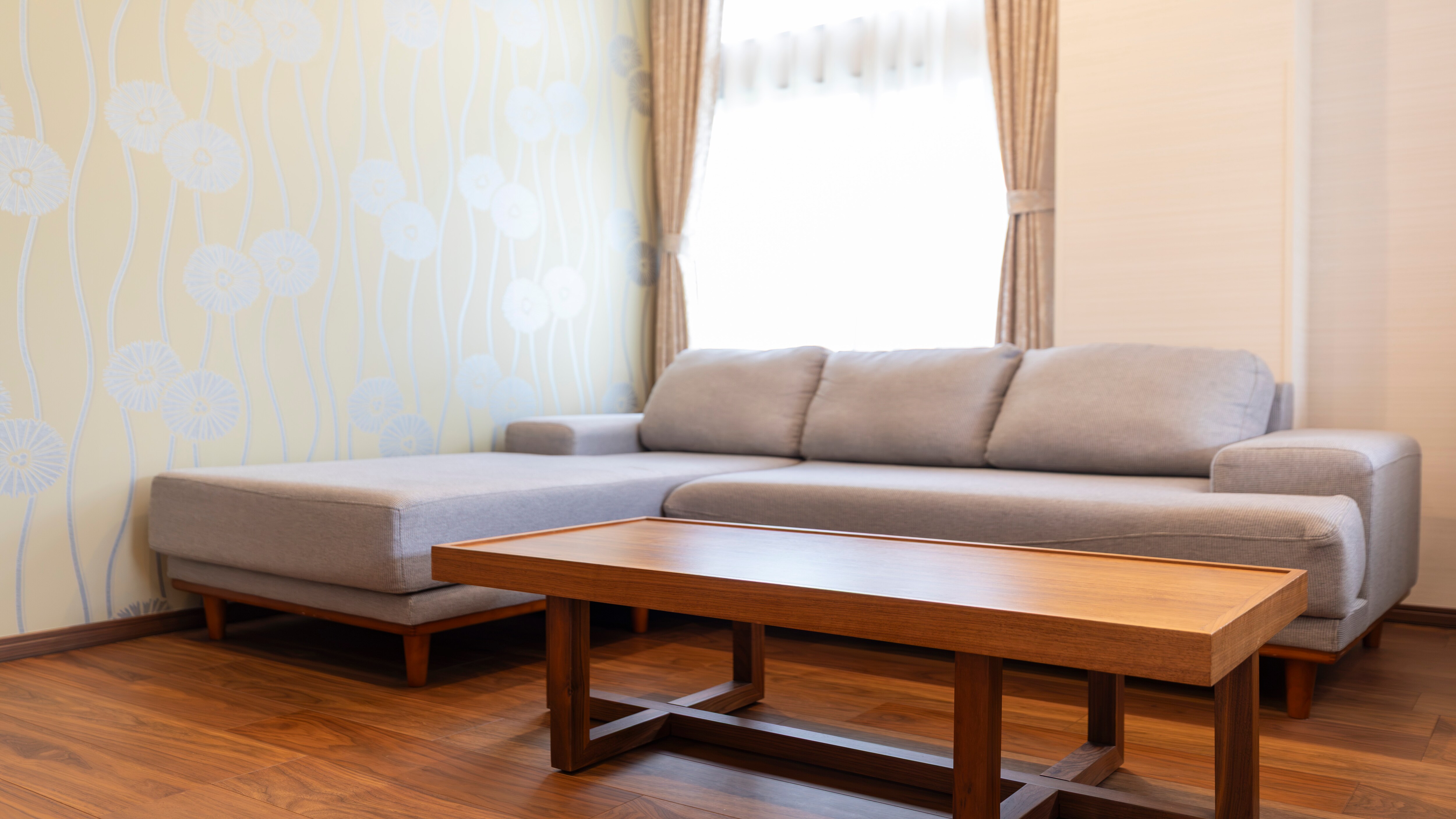 [Suite Room 2nd Floor - J] Western-style twin bedroom - 45㎡