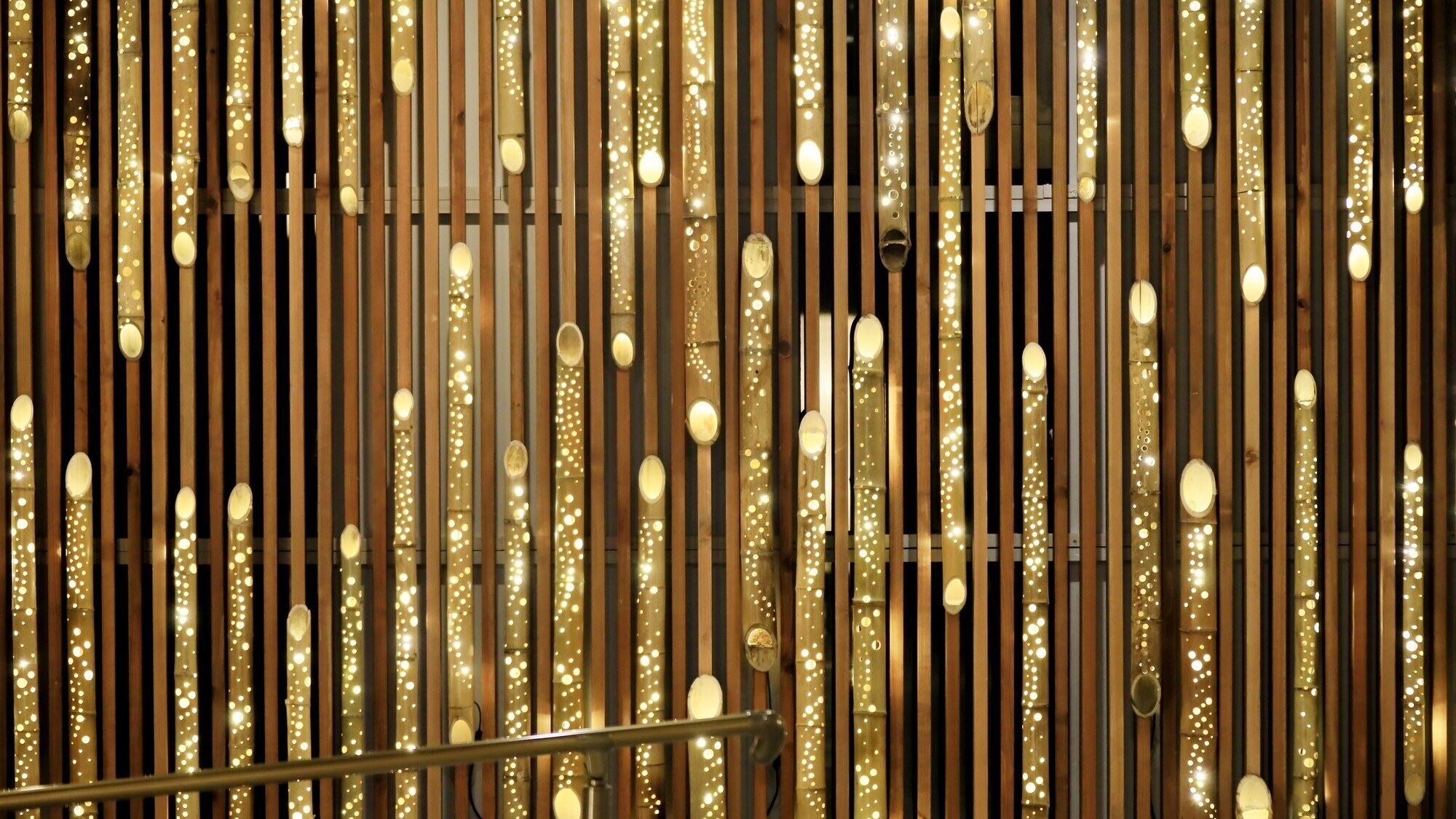 [Entrance] Fantastic bamboo lanterns welcome you