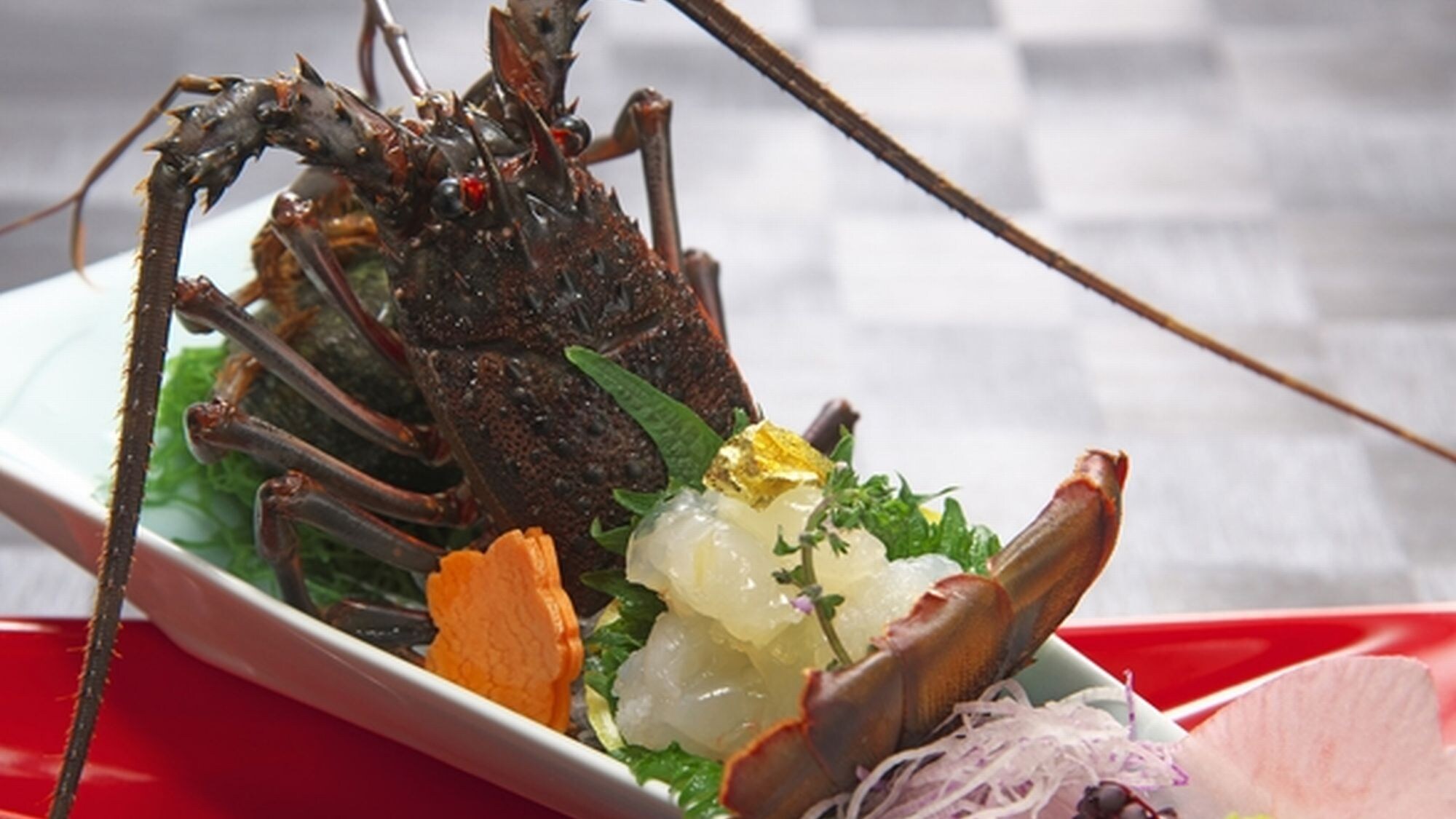 [Hidangan a la carte] Cuci lobster berduri