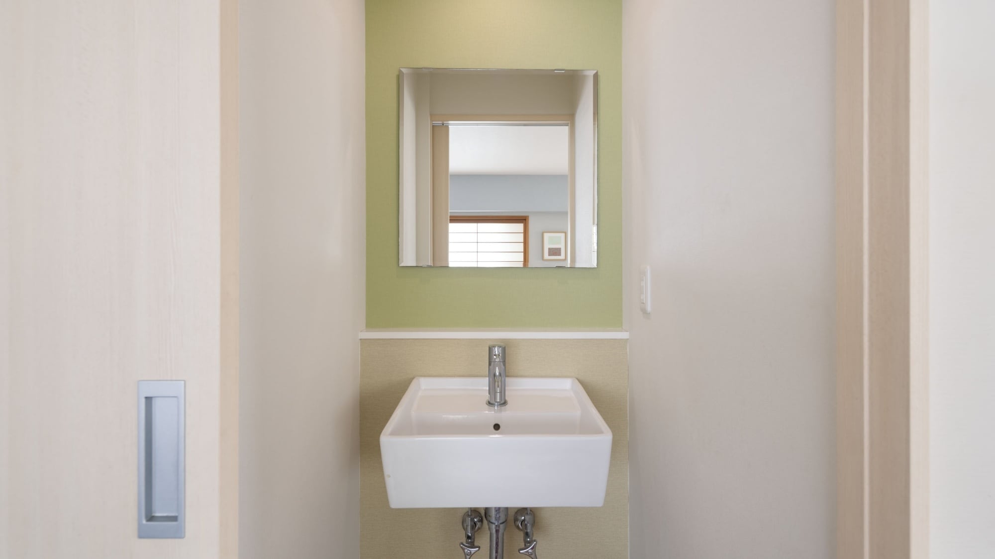 Residential Family - Separate Washbasin