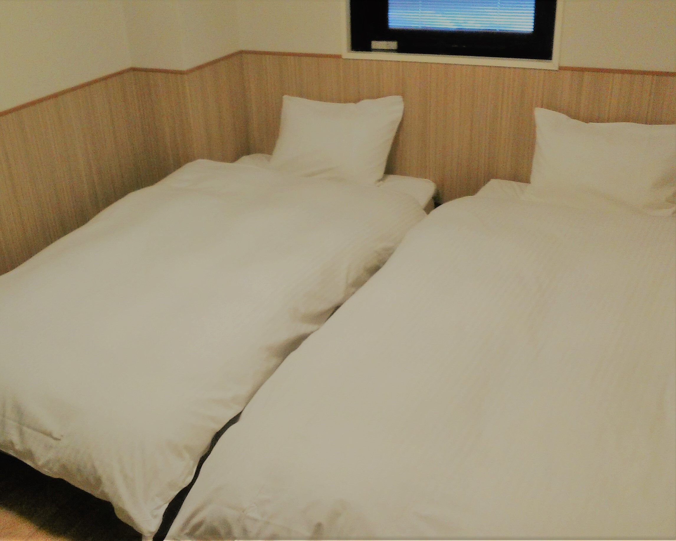 Flooring Single Room [For 2 people]