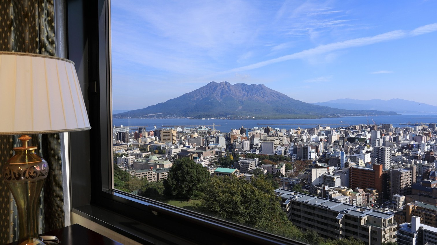 Sakurajima from Premium Twin.jpg