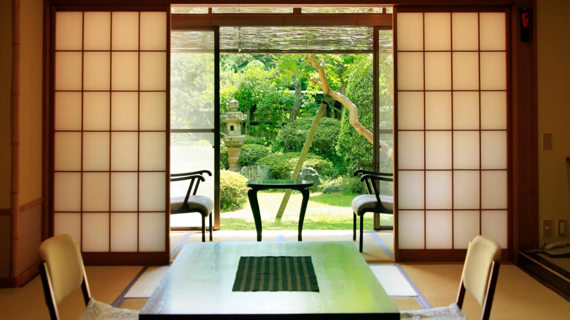 ■ [With hot spring bath] Japanese-style guest room * Example of scenery / Please spend a relaxing time.