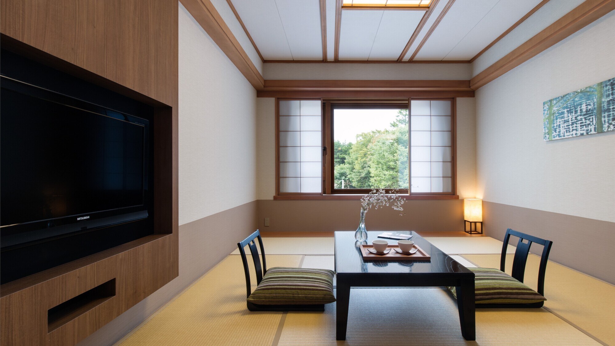 Main wing Japanese-style room/33m2 [for 2-3 people]