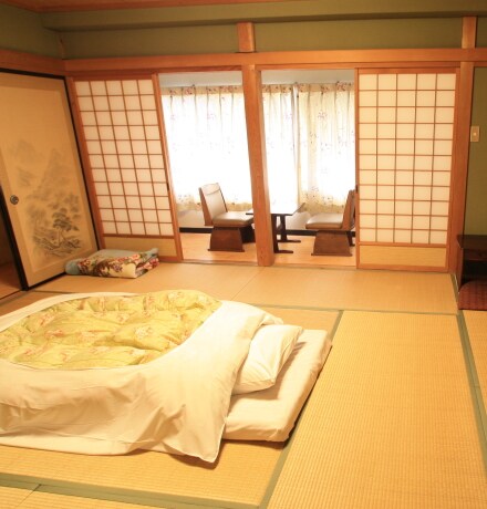 R Main building 1F Japanese-style room 10 tatami mats + living room R123