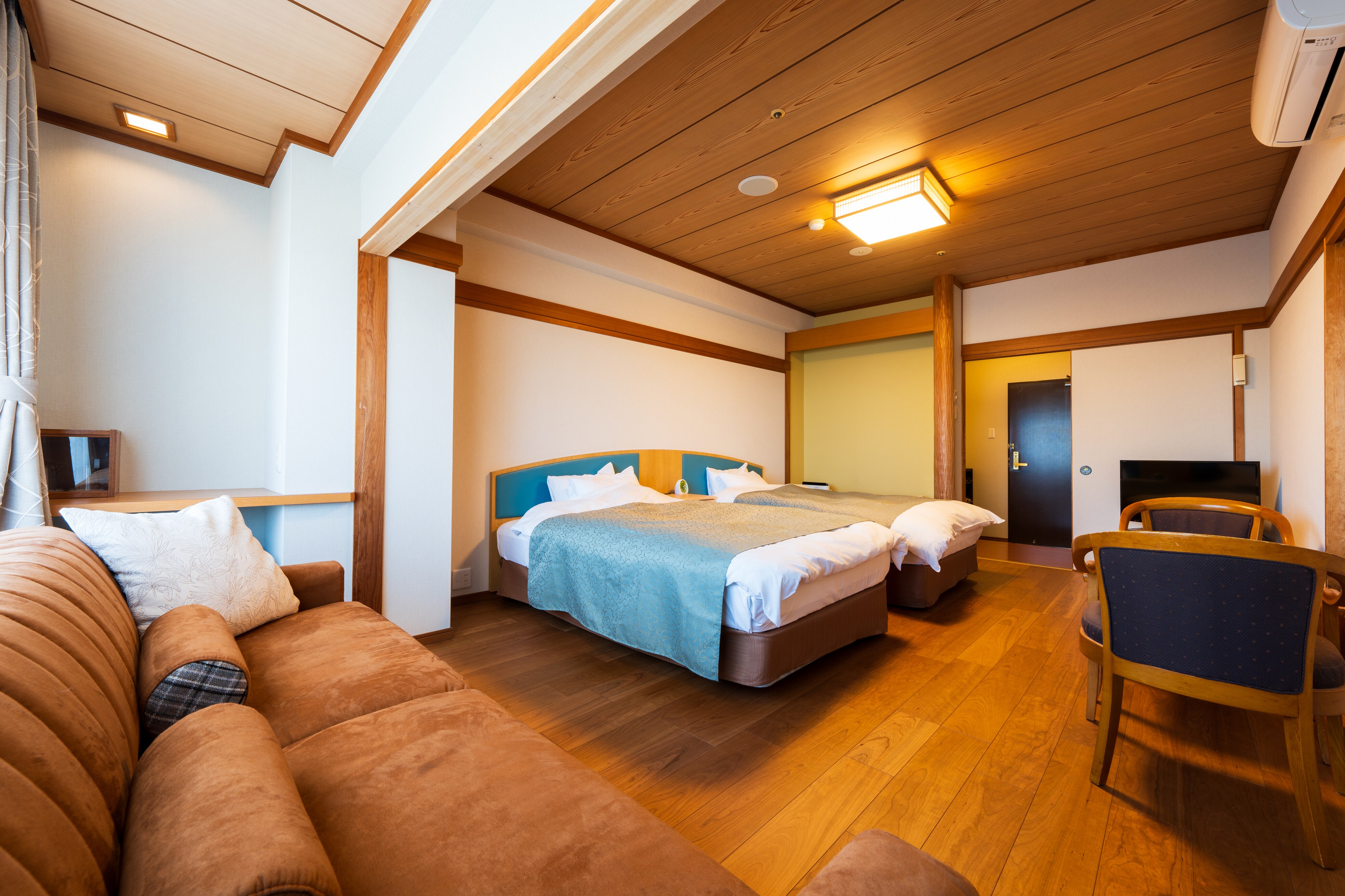 Ocean-side Western-style room TW