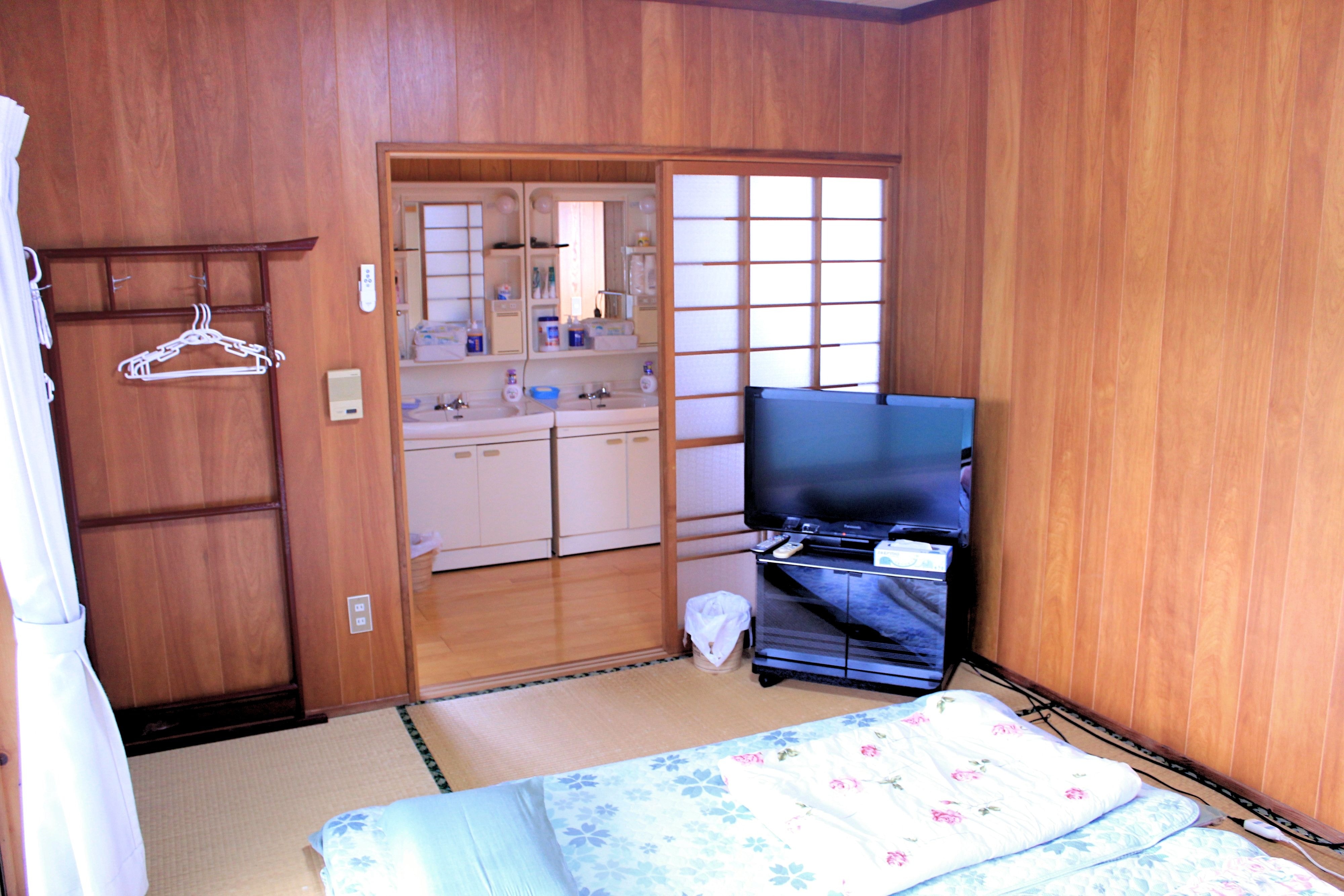 Guest room (Japanese-style room)