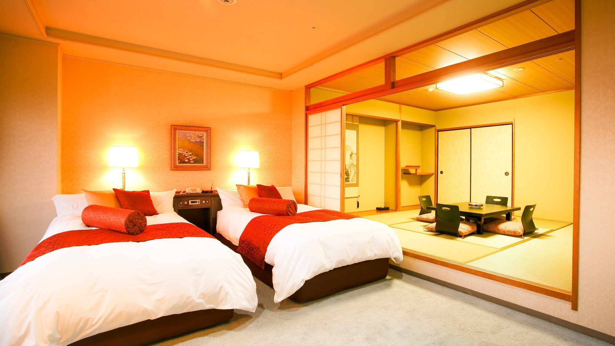 The suite is a separate type of bathroom and toilet, and is recommended for stays with small children.