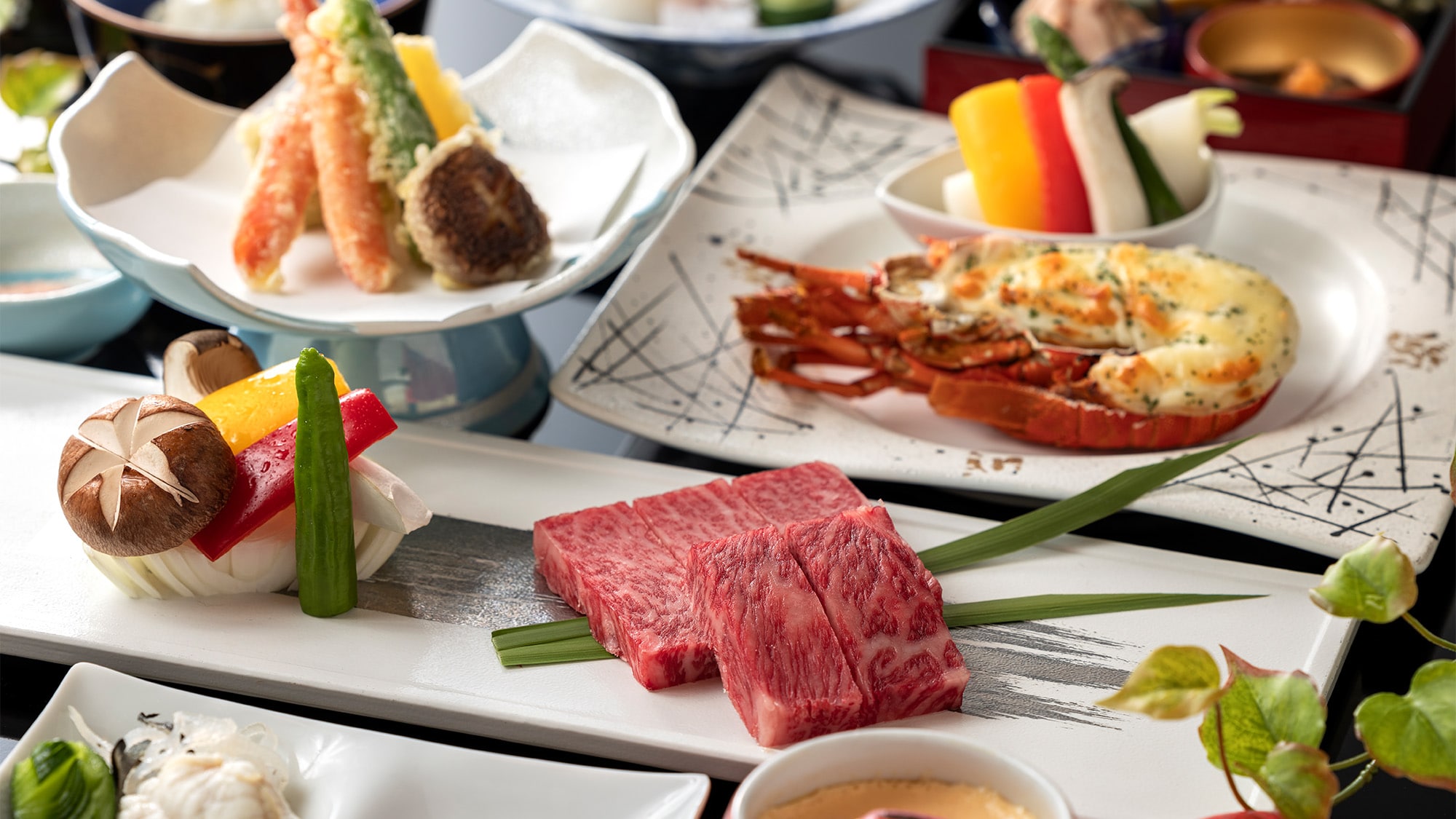 [晚餐範例]當季特色懷石料理*圖片（根據季節可能會有變化）