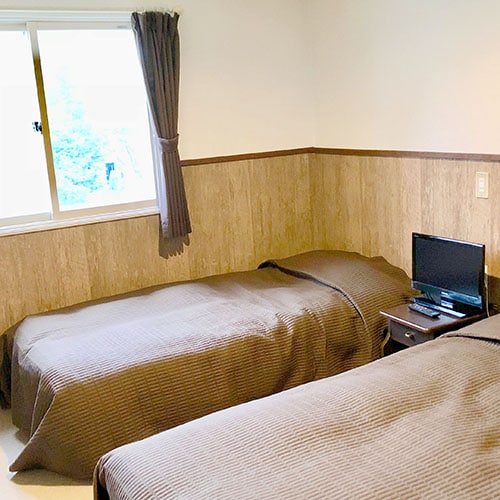 ・Nagoya Hall: Japanese-Western style room