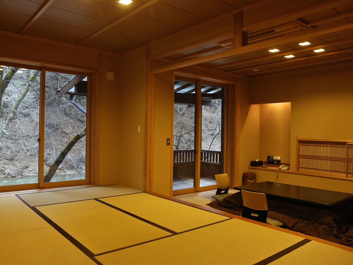 13-tatami room with open-air bath