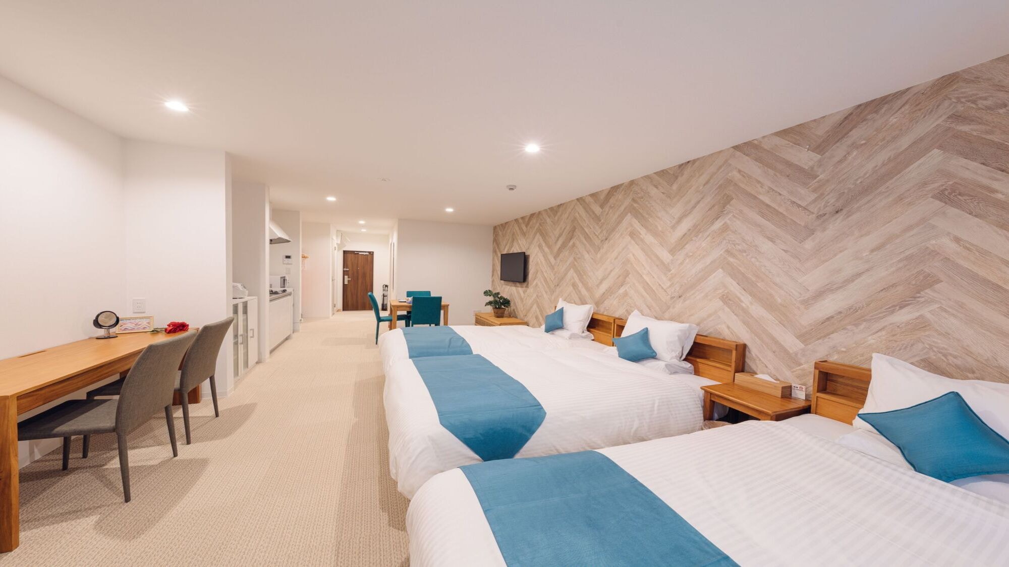 คอมฟอร์ท ทริปเปิ้ล (42 ตารางเมตร)