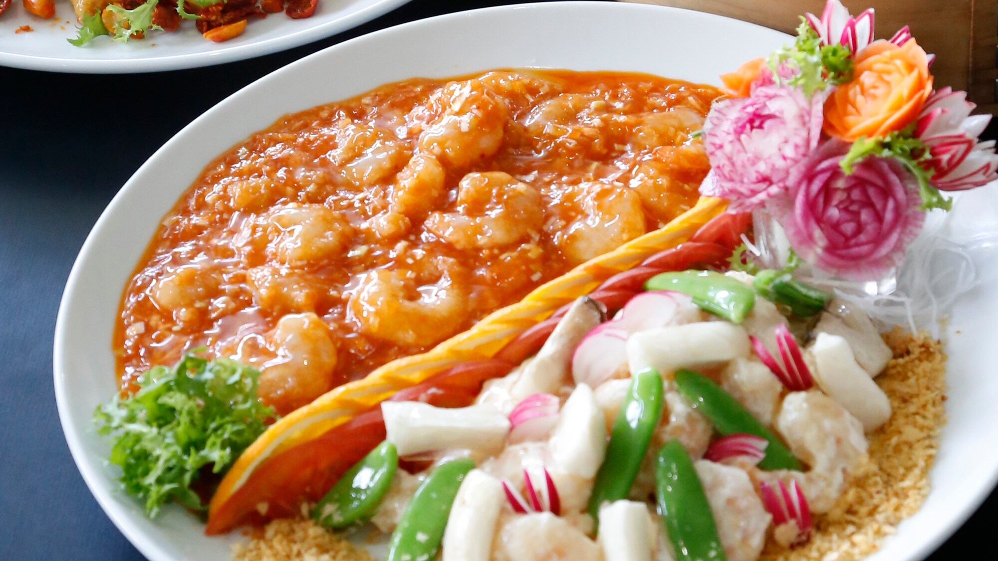 *[Example of a buffet] A buffet filled with authentic Chinese cuisine and dishes using local ingredients