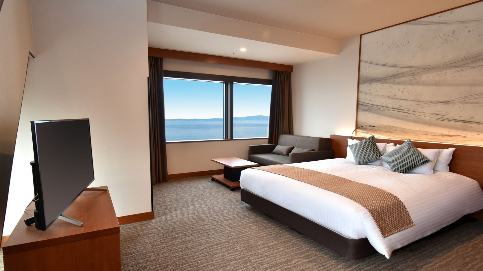 Deluxe Corner Double Bay View Room
