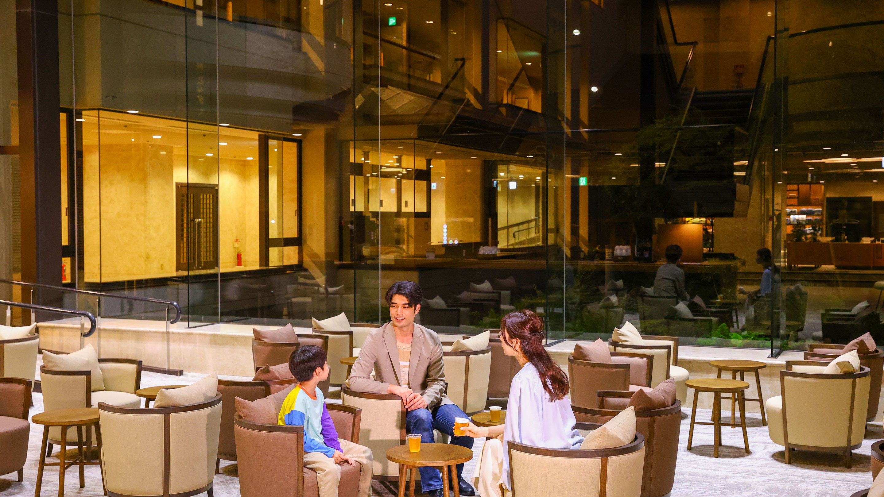 Courtyard Lounge