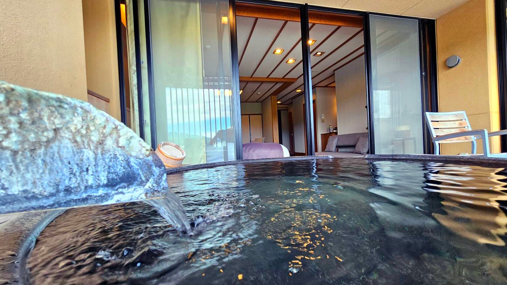 [Suikyouan/UD Junior Suite Western-style Room] The open-air bath attached to the room offers a wonderful sense of freedom!