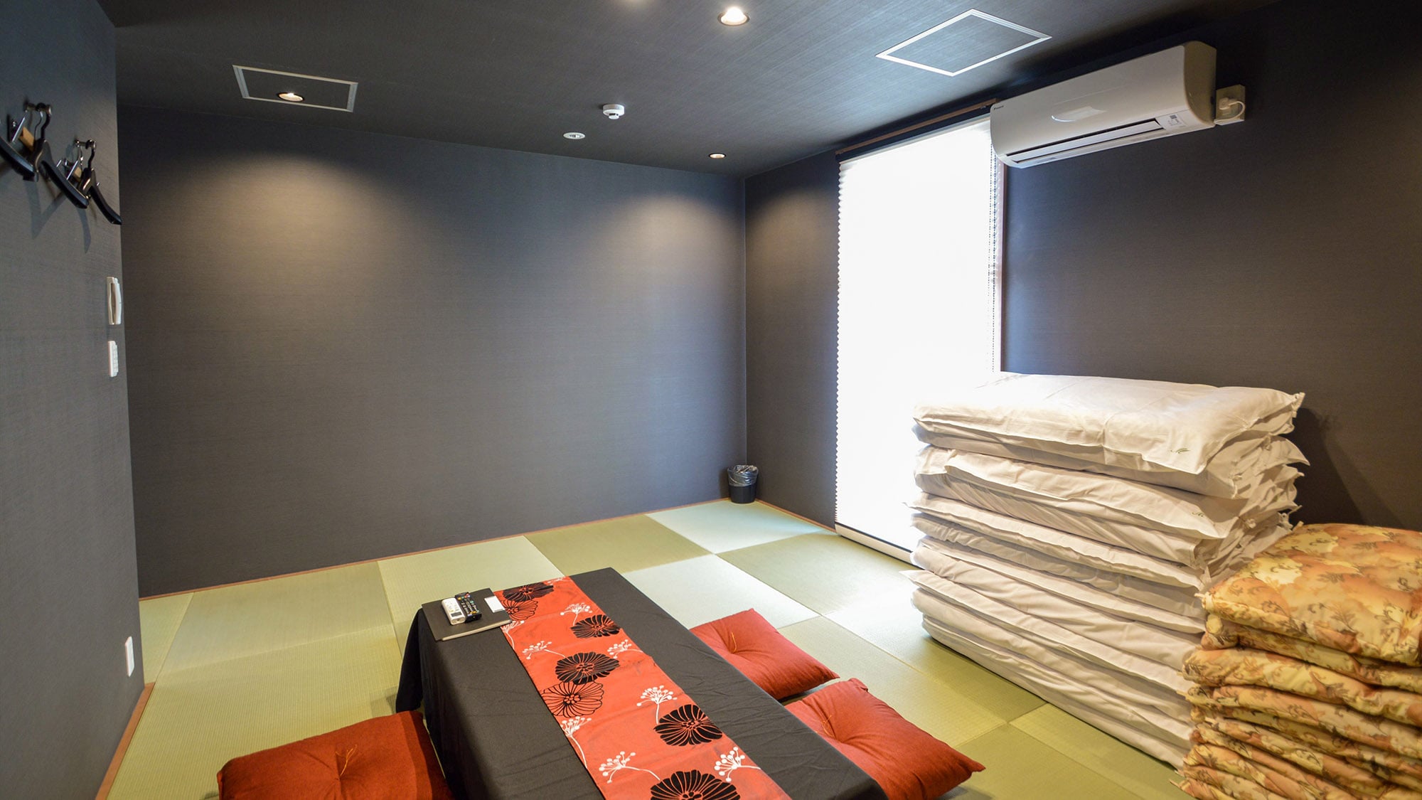・Example of a Japanese-style room/Recommended for long-term stays