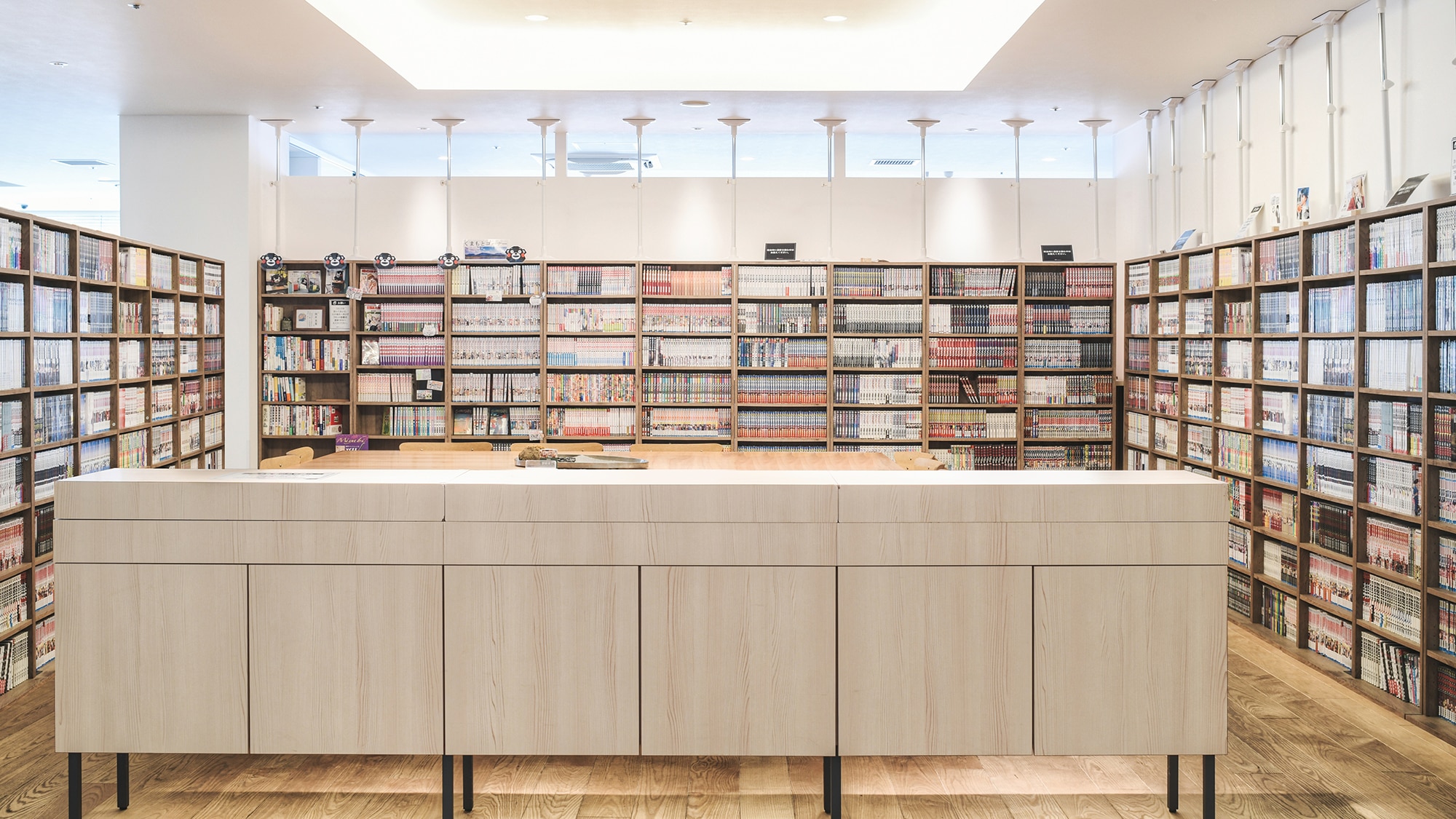 [Manga Library] More than 10,000 comics! You can read in your room.