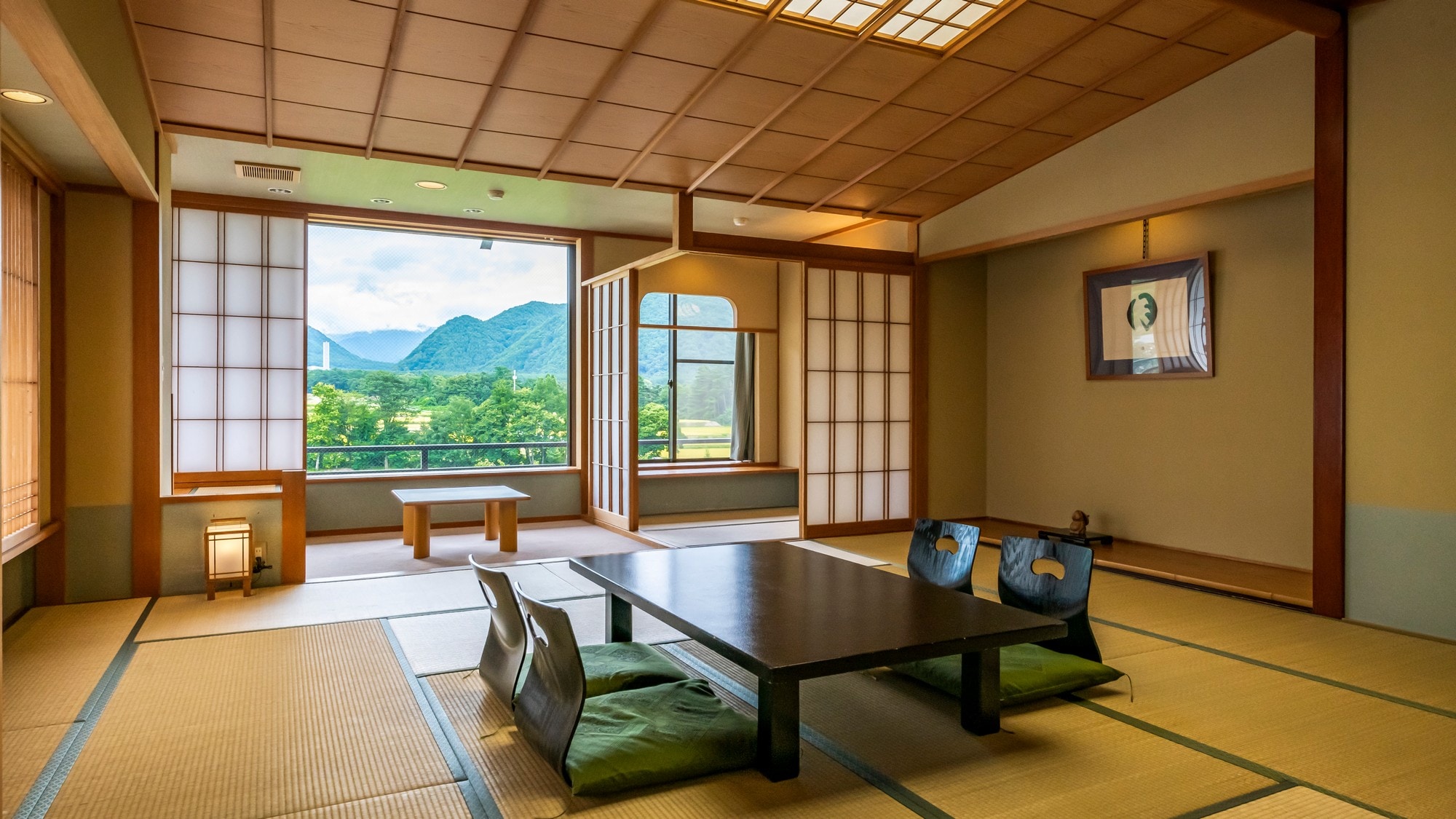 [Aoikan Japanese-style room] Aoikan with a beautiful view and a peaceful view