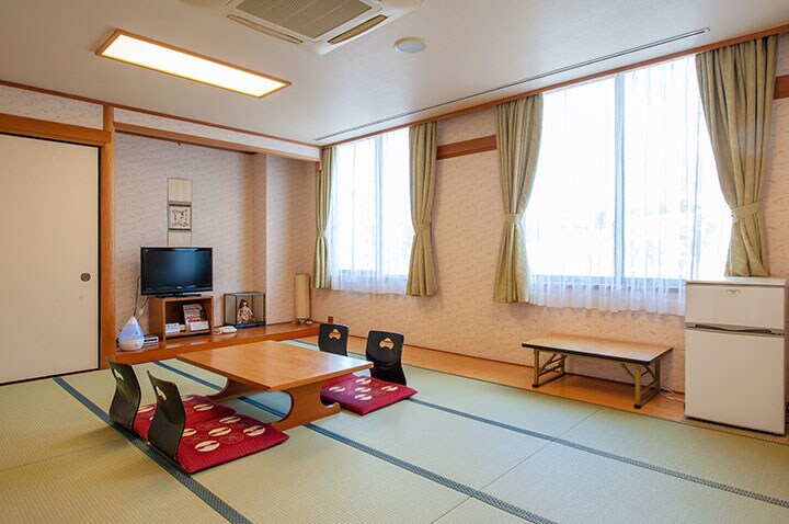 [Ruang bergaya Jepang, 15 tikar tatami]