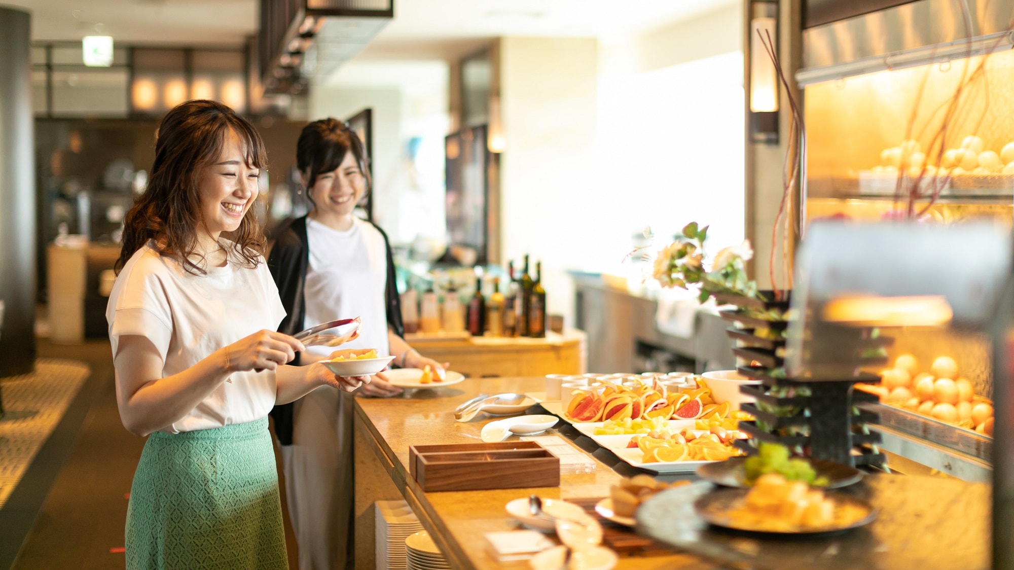 Breakfast buffet image