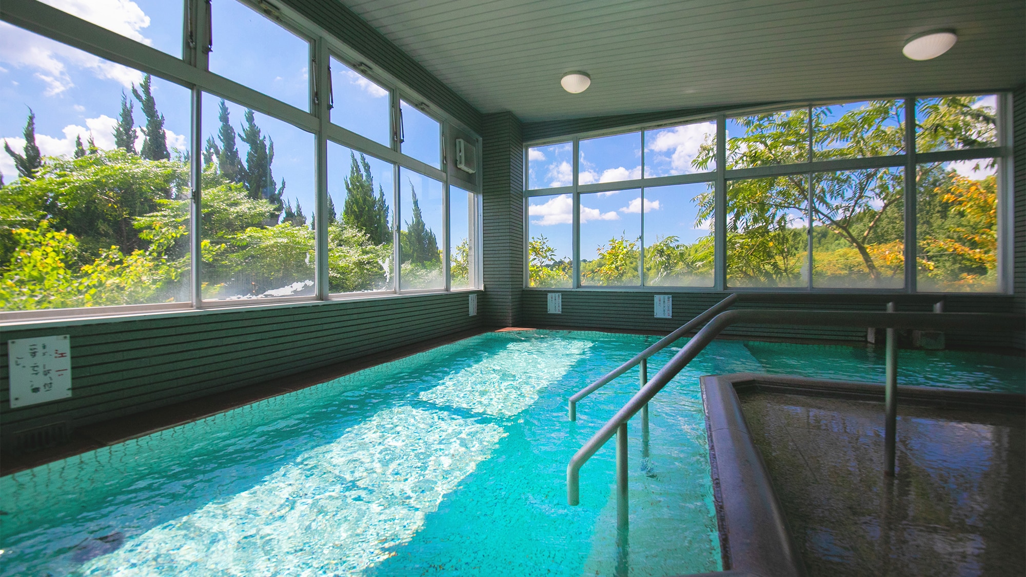 ■Large hot spring bath■