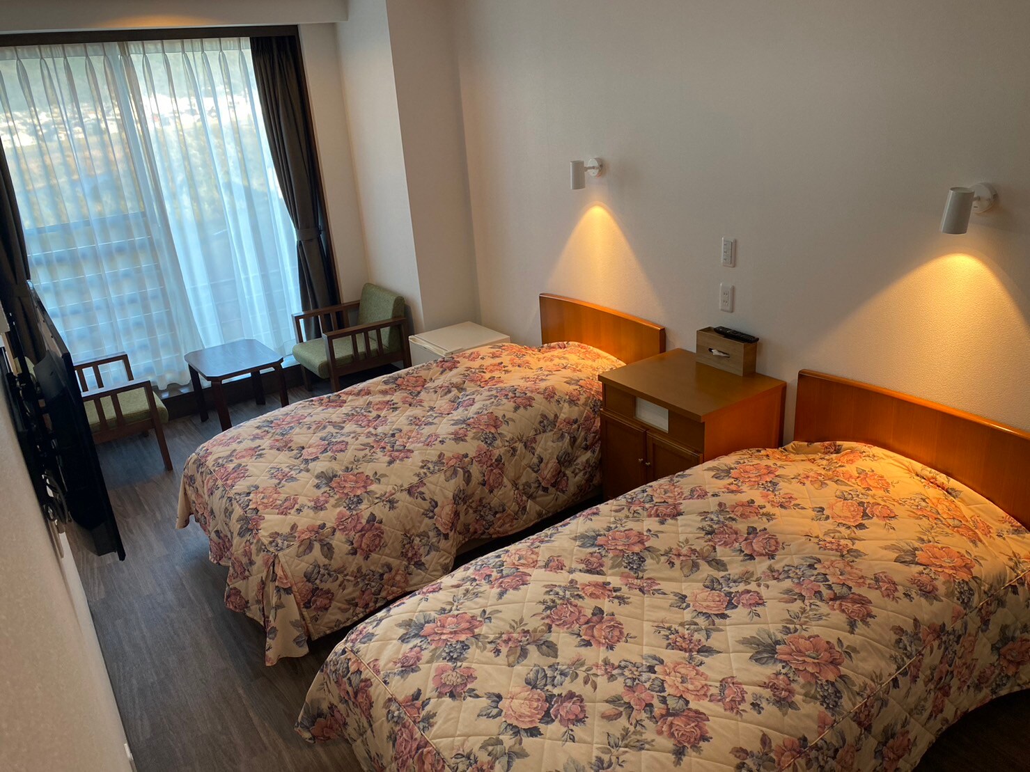 Suite room (bedroom)