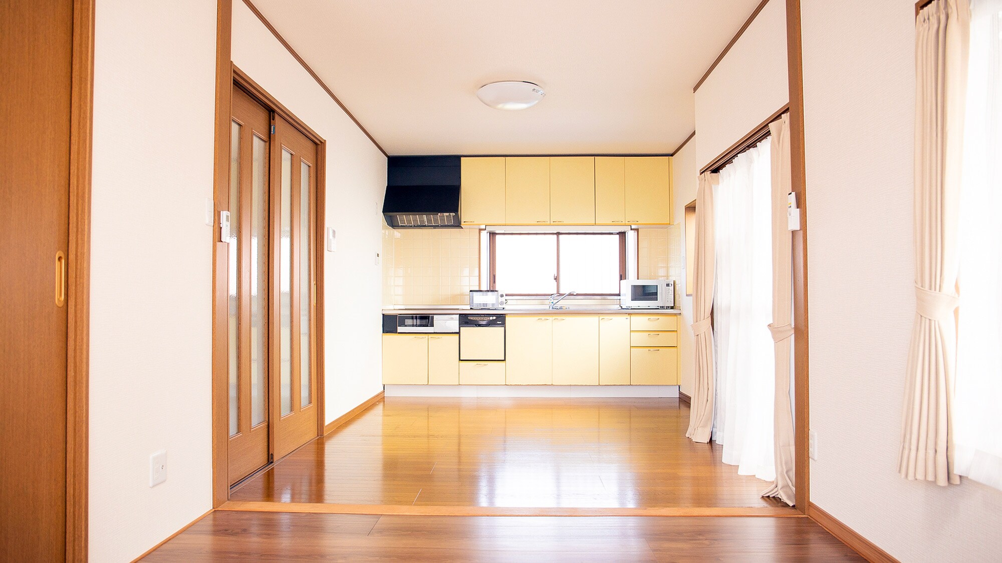 ・【리빙/다이닝】칸막이가 적고 개방적인 공간.