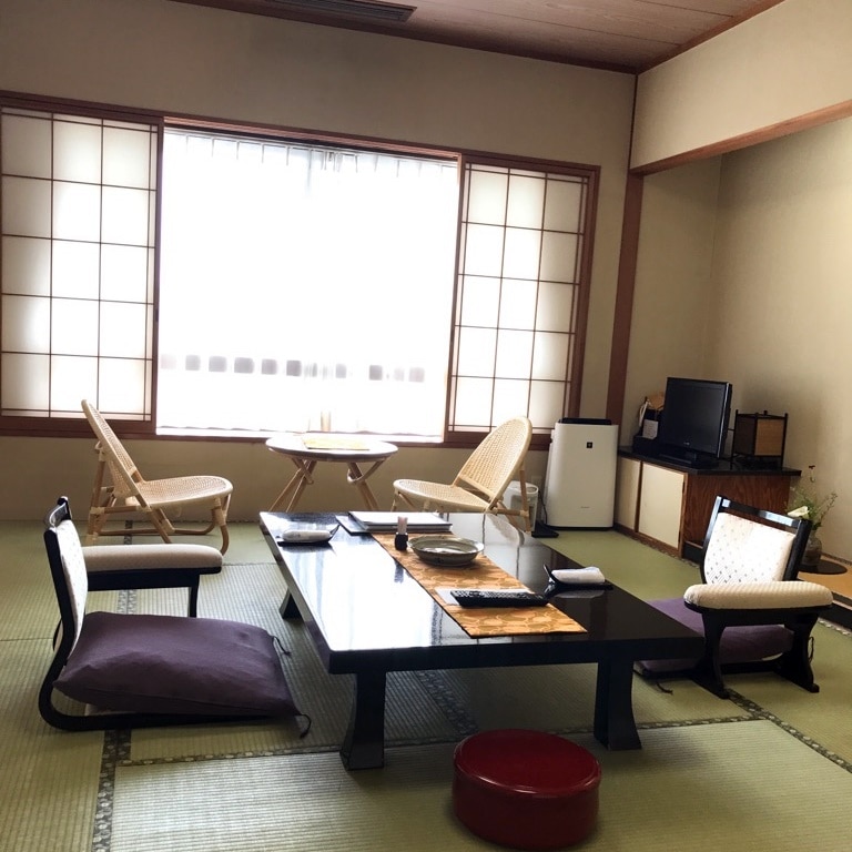 New building, 10-tatami Japanese-style room, Nogiku room