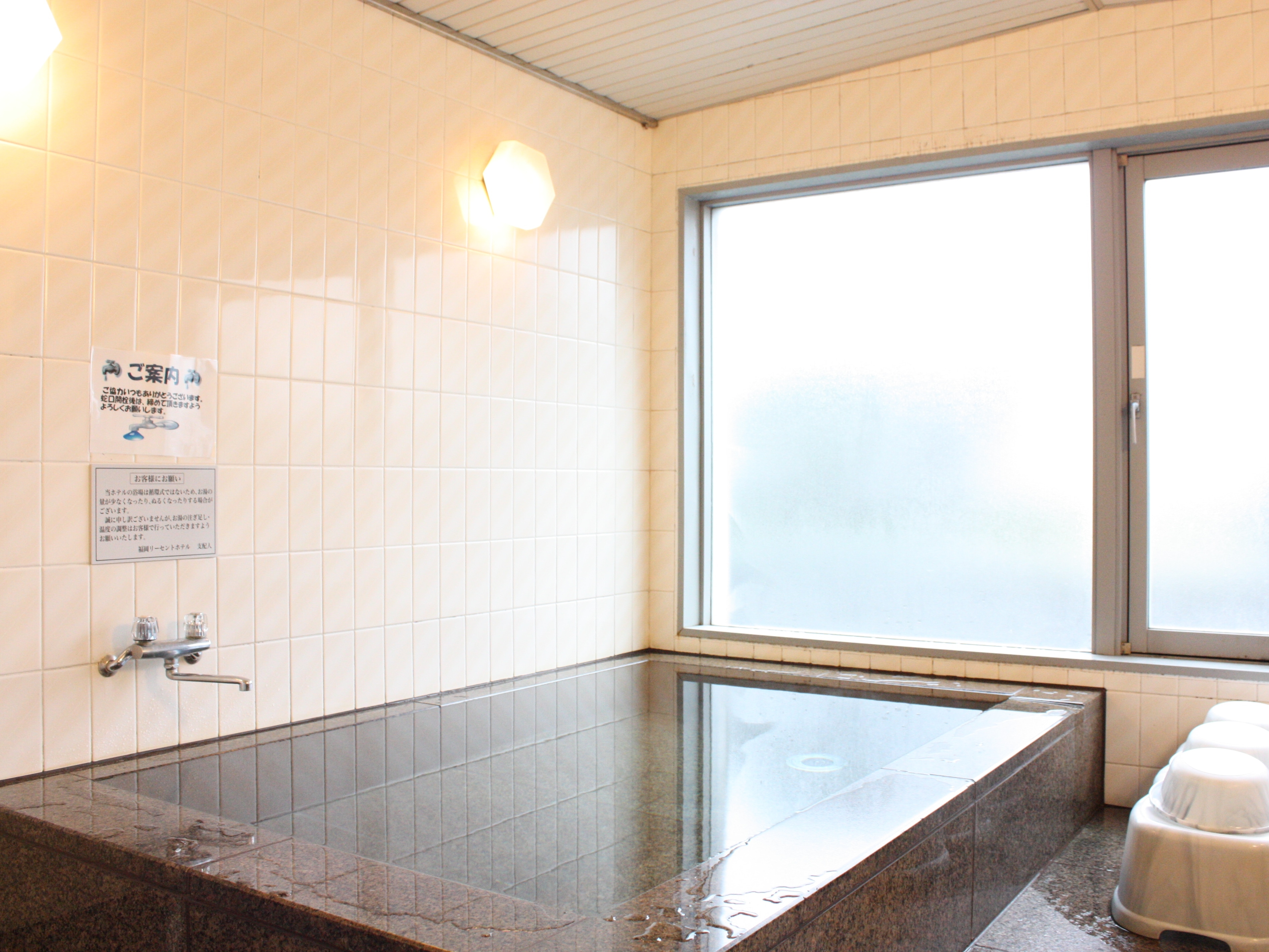 【호텔 4층·욕장·남녀별】