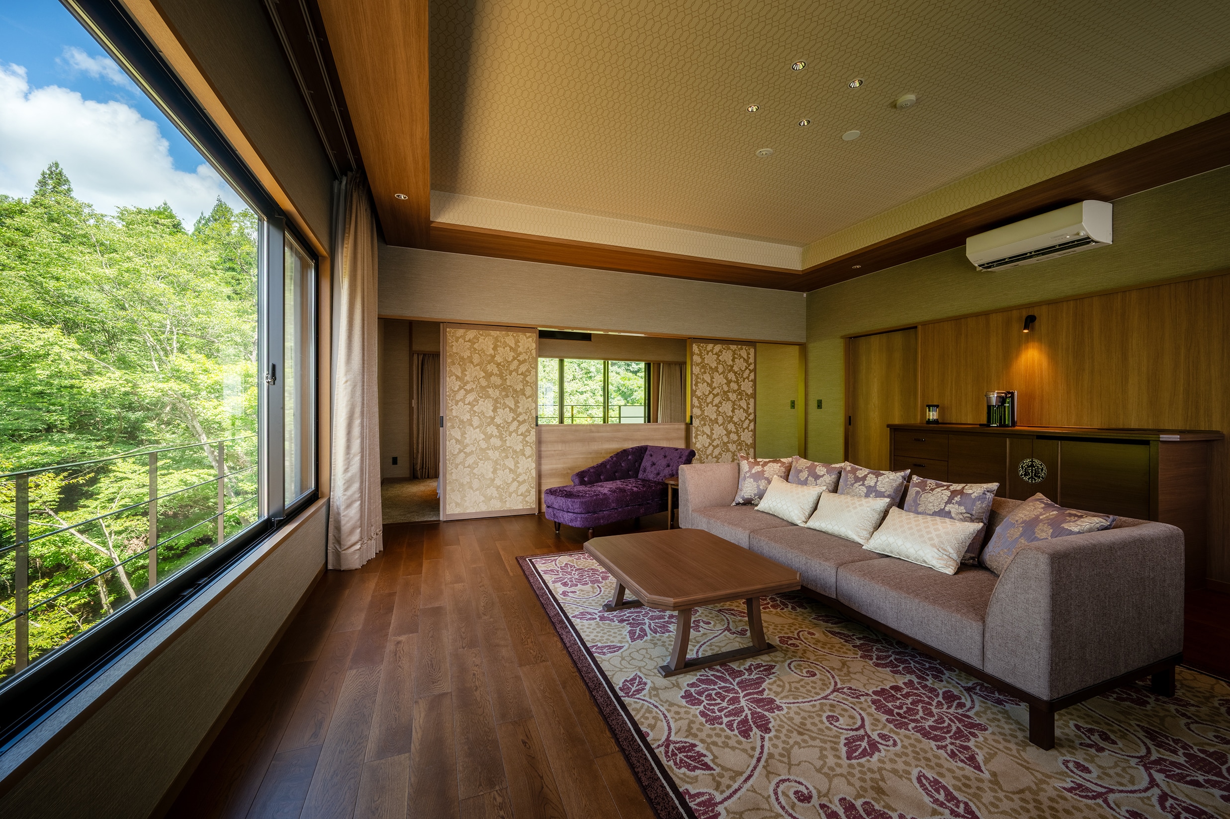 River View YUKAWA Suite Living Room