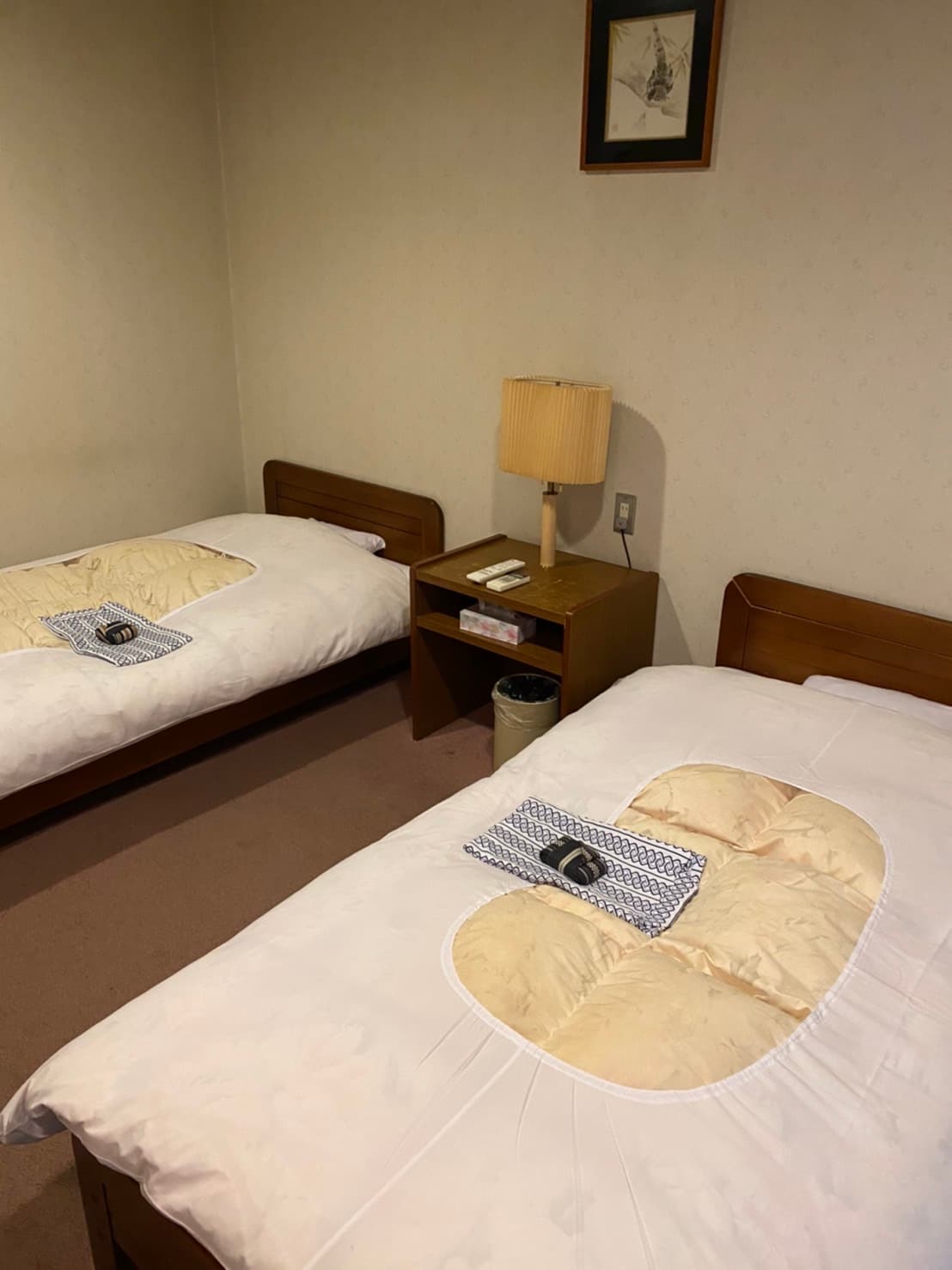 Twin bed
