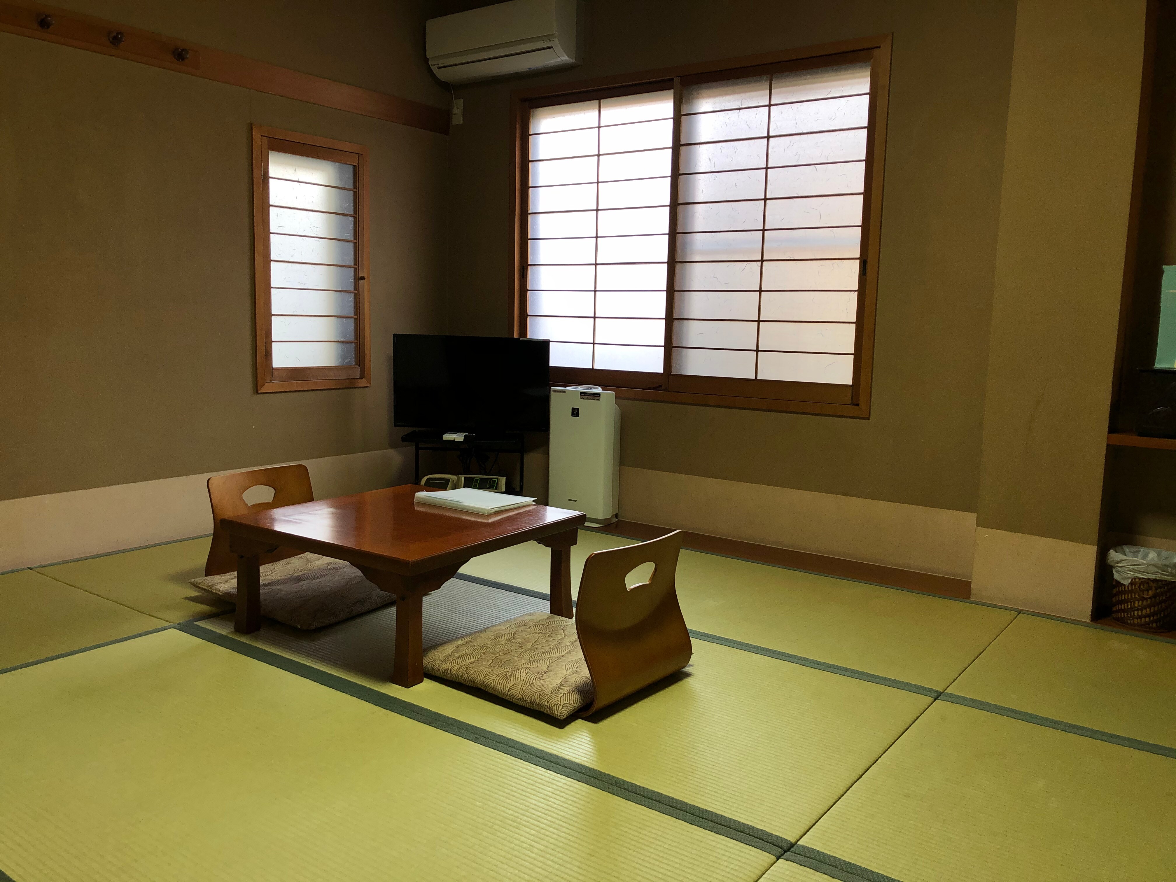 ตัวอย่างห้อง: ห้องสไตล์ญี่ปุ่นสำหรับ 2 คน