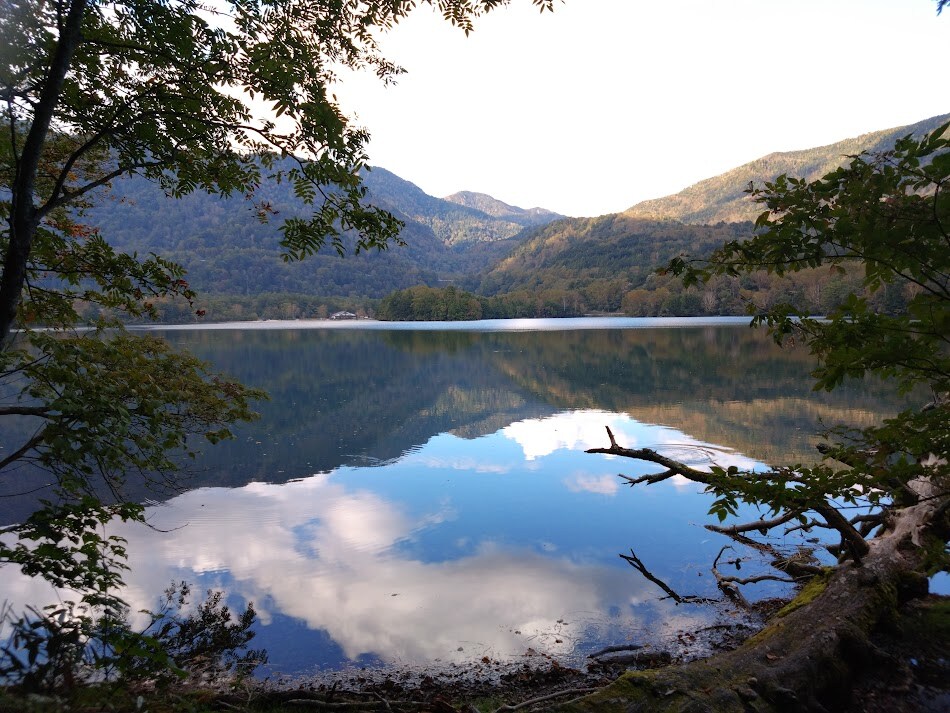 Pemandangan Danau Yunoko