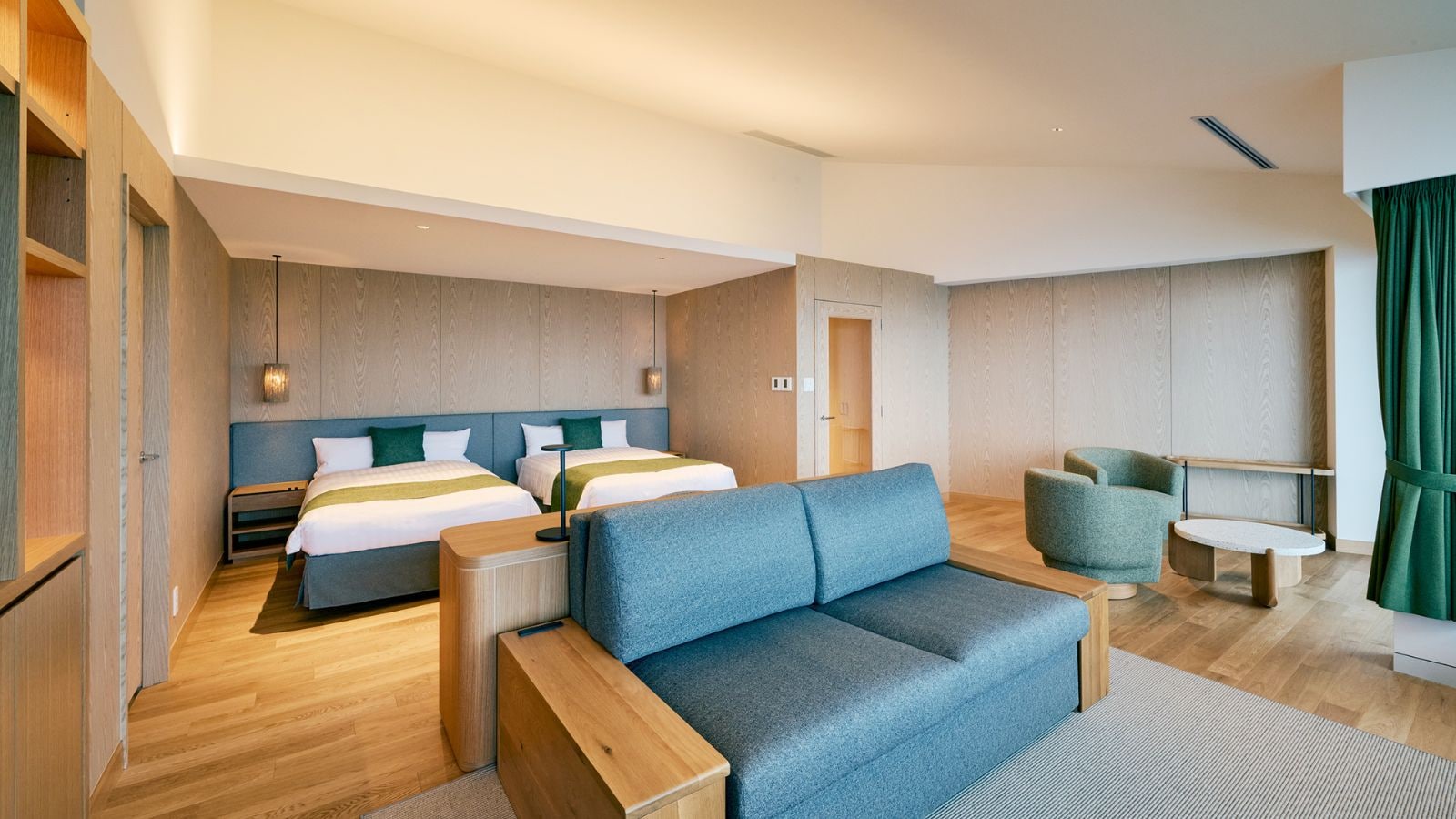 Hot Spring Suite | Enjoy a luxurious stay with your family or partner