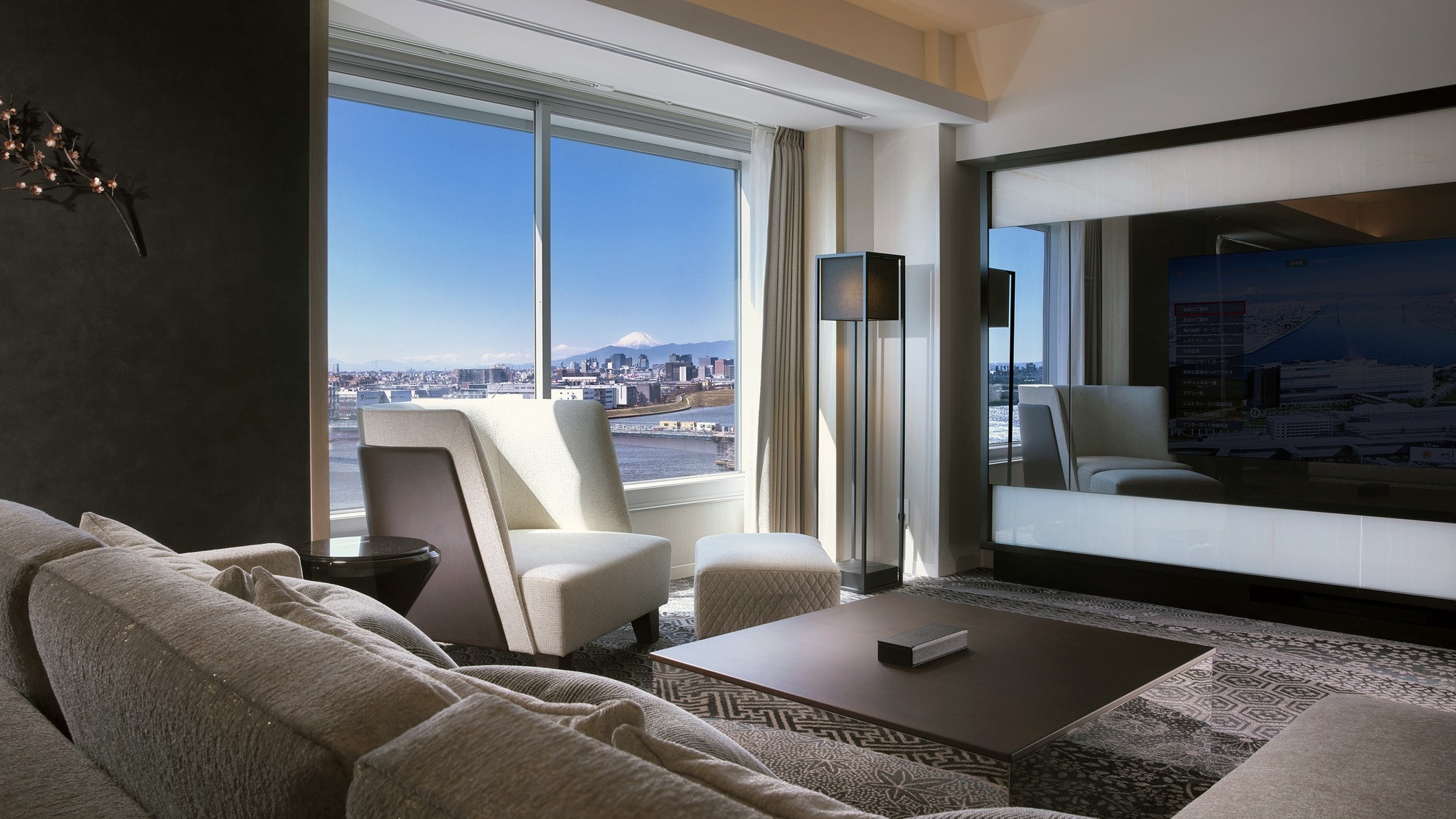 Fontaine 套房 173㎡ 寬特大床（寬 200cm）