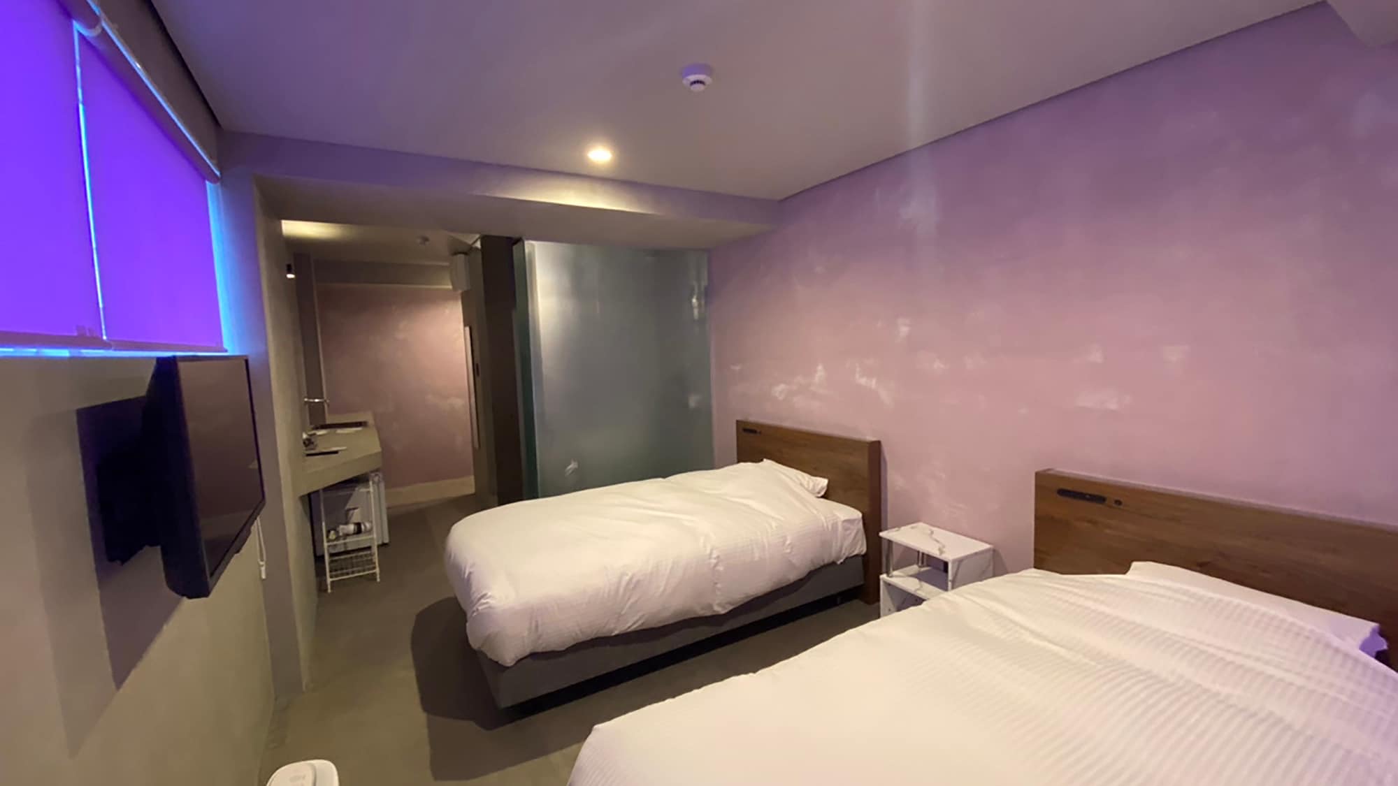 Modern Romantic | Bedroom