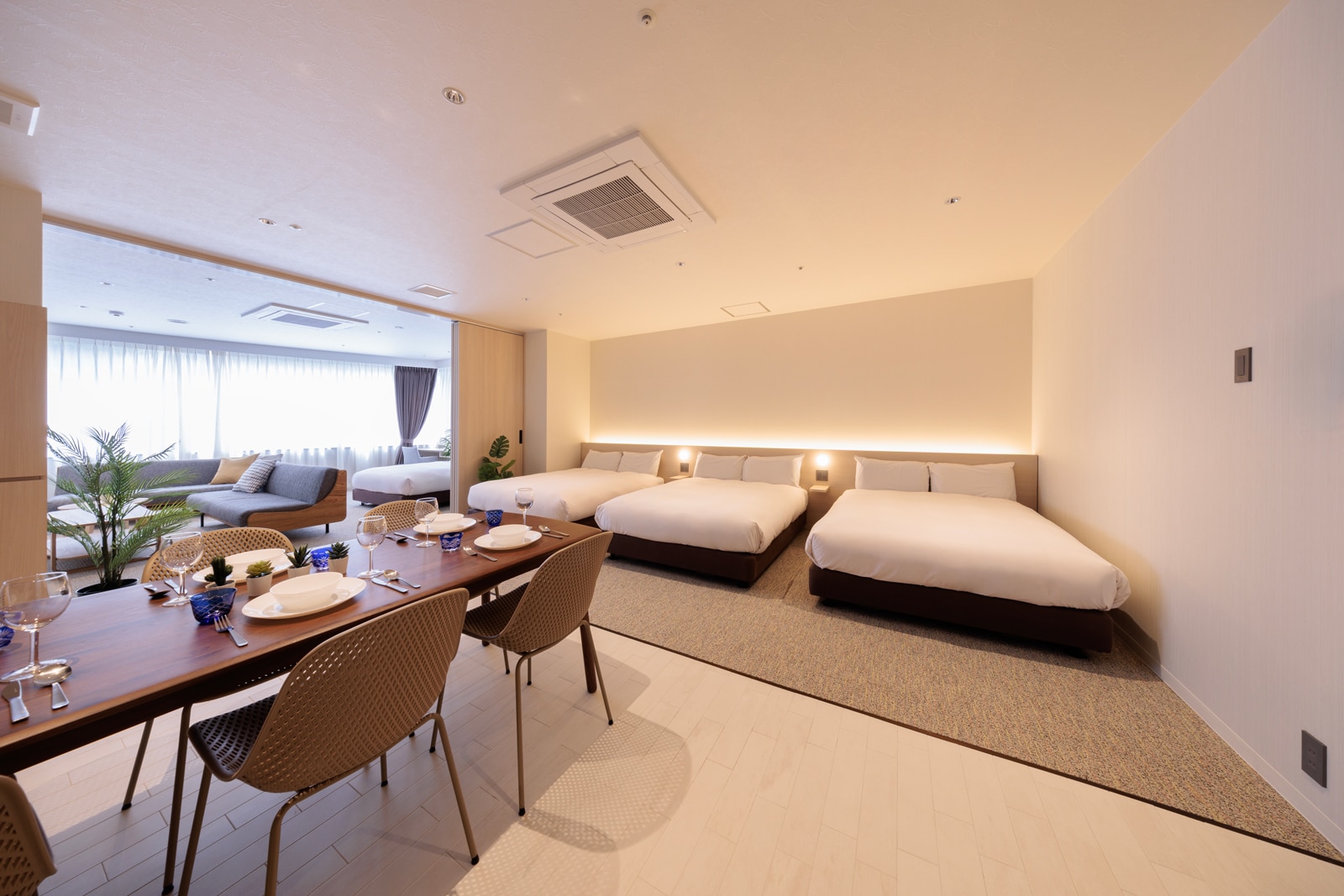 New Grand Bedroom ③