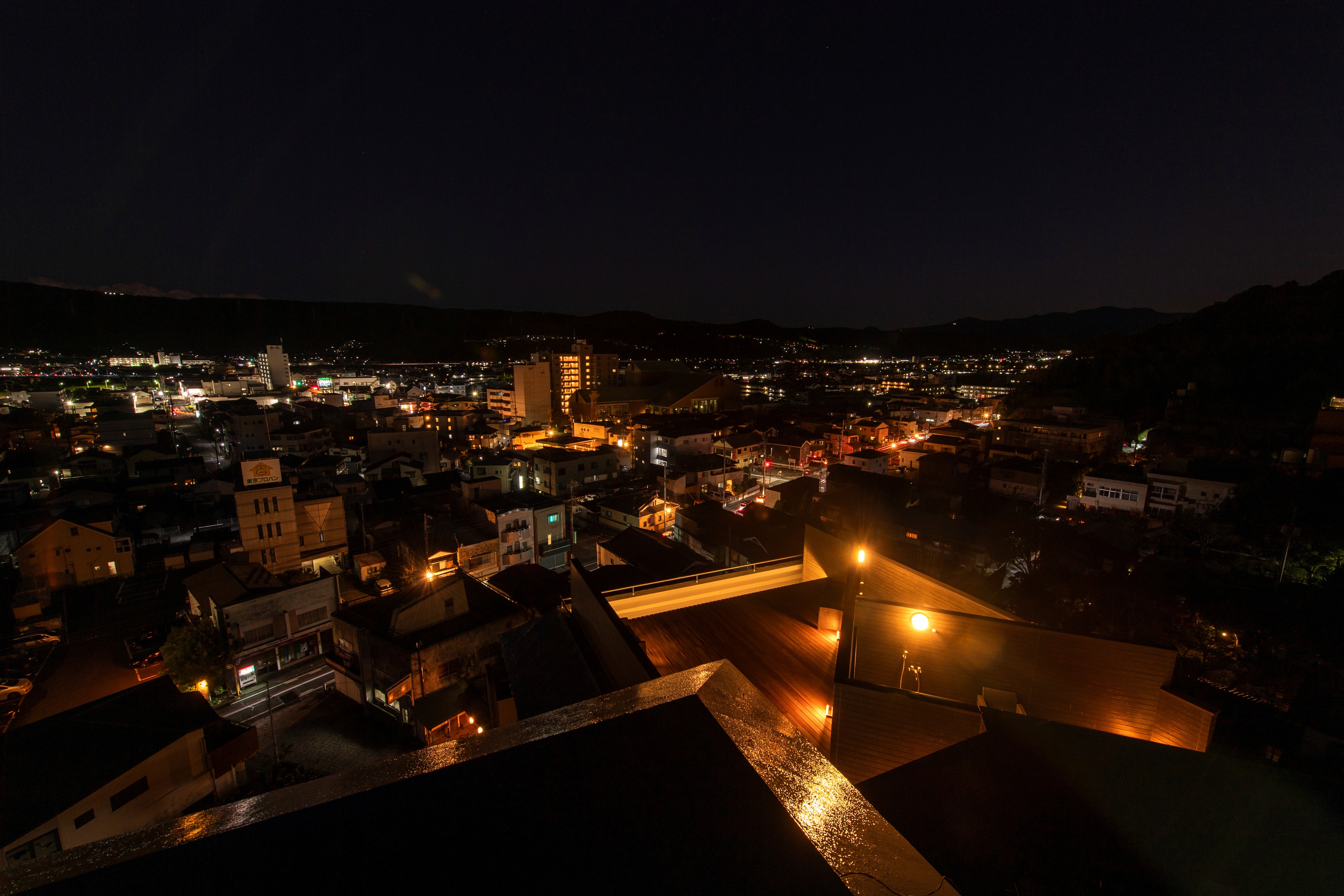 Newly constructed in December 2024: Rooftop observation terrace night view