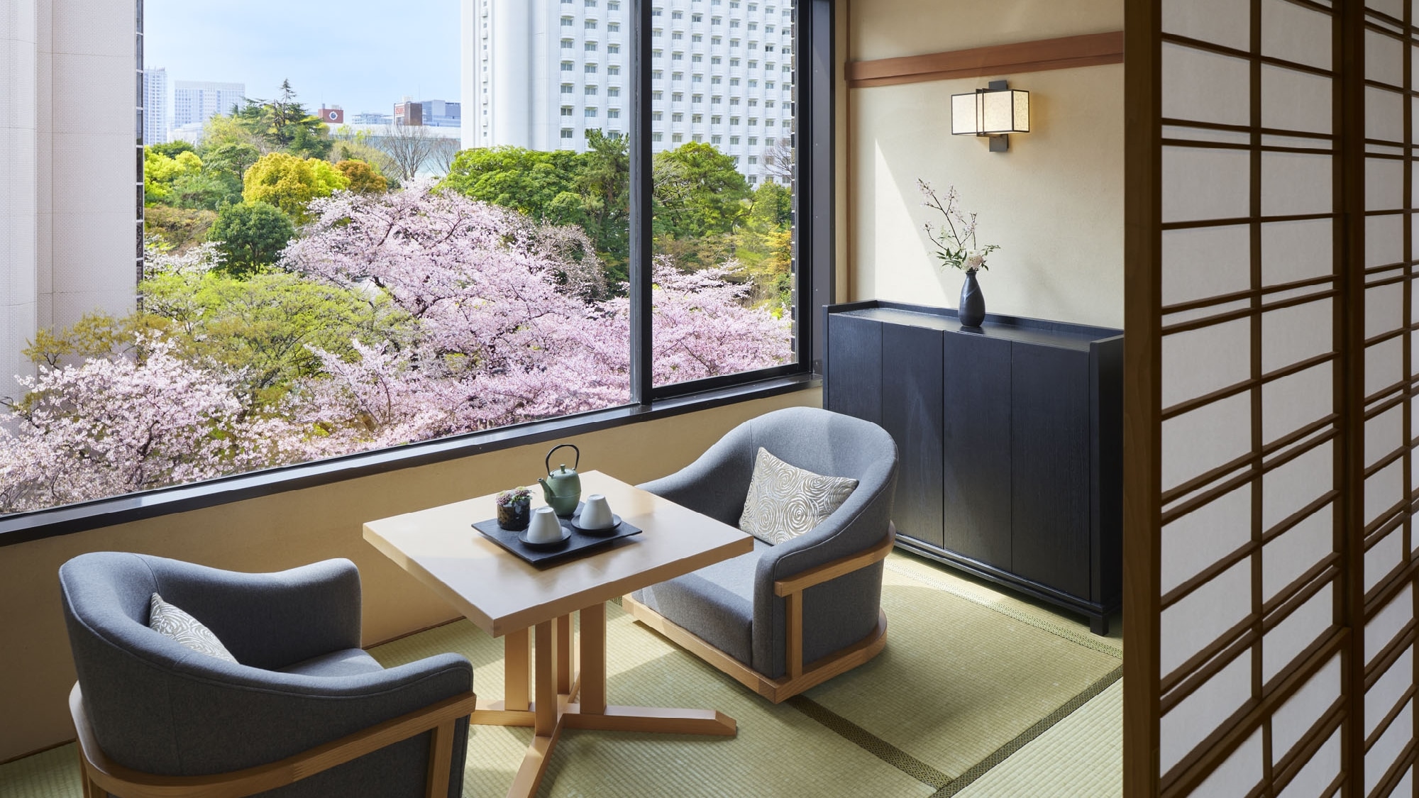 Kamar B bergaya Jepang (musim bunga sakura)