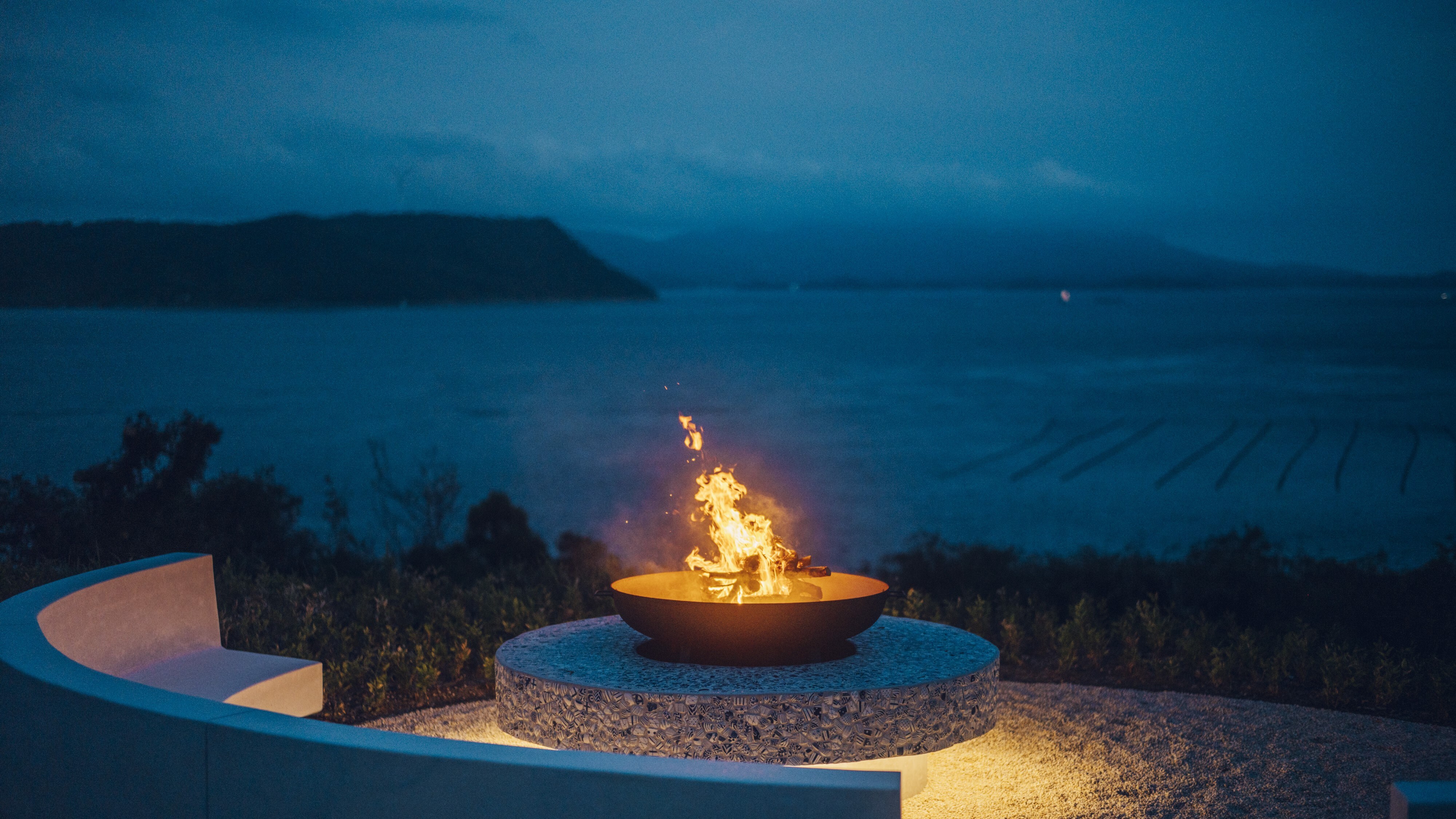 Fire pit
