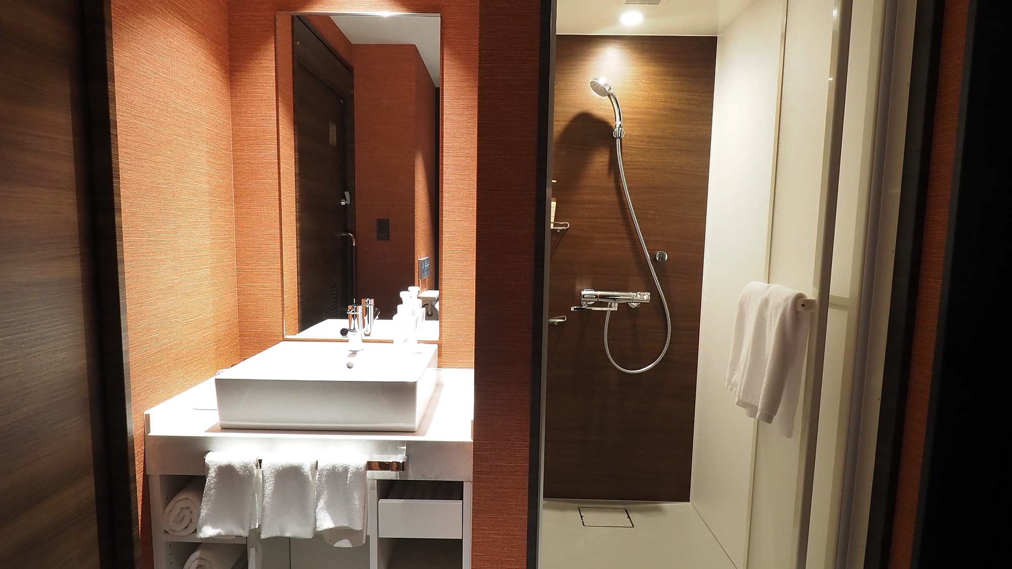 Western-style Suite
