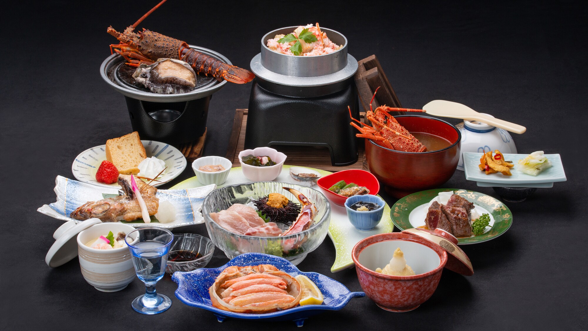 ※【晚餐範例（Shio no Zen）】烤半隻龍蝦僅限此方案！享受鮑魚鮮嫩的肉質。