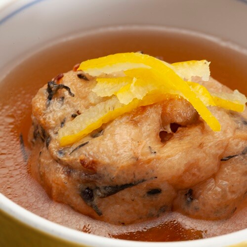 야마토야 특제, 수제 암 역. 기성품과는 조금 다른, 수제 특유의 맛을 즐길 수 있습니다.