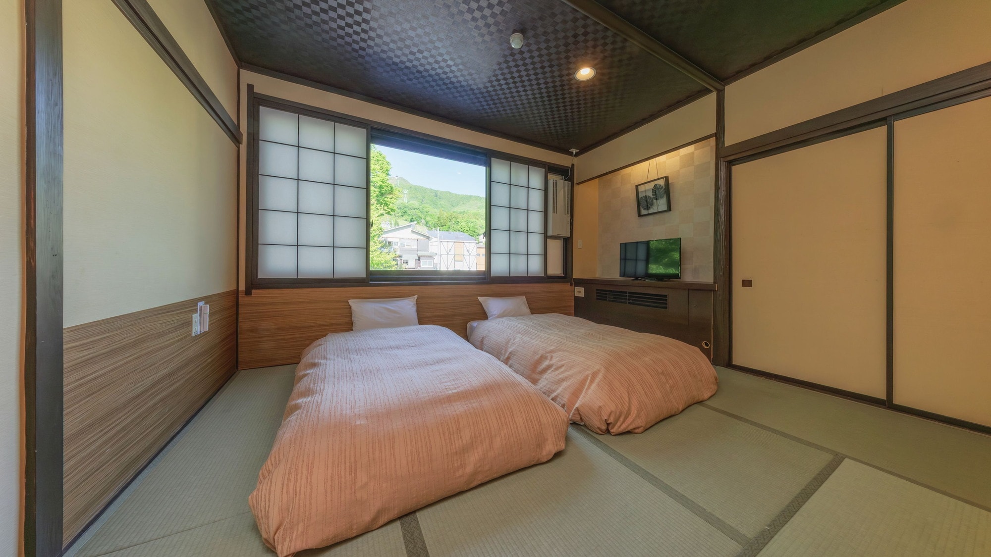 [The Main Building] Japanese-style room with twin beds