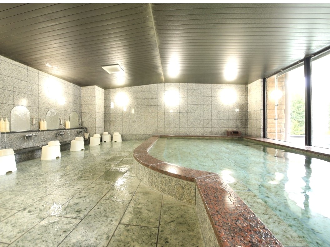 Phòng tắm lớn dành cho nam