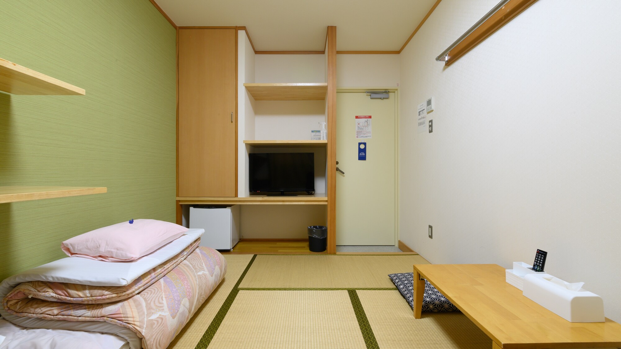 [Non-smoking] Japanese style room for 1-2 people (shared bathroom and toilet)